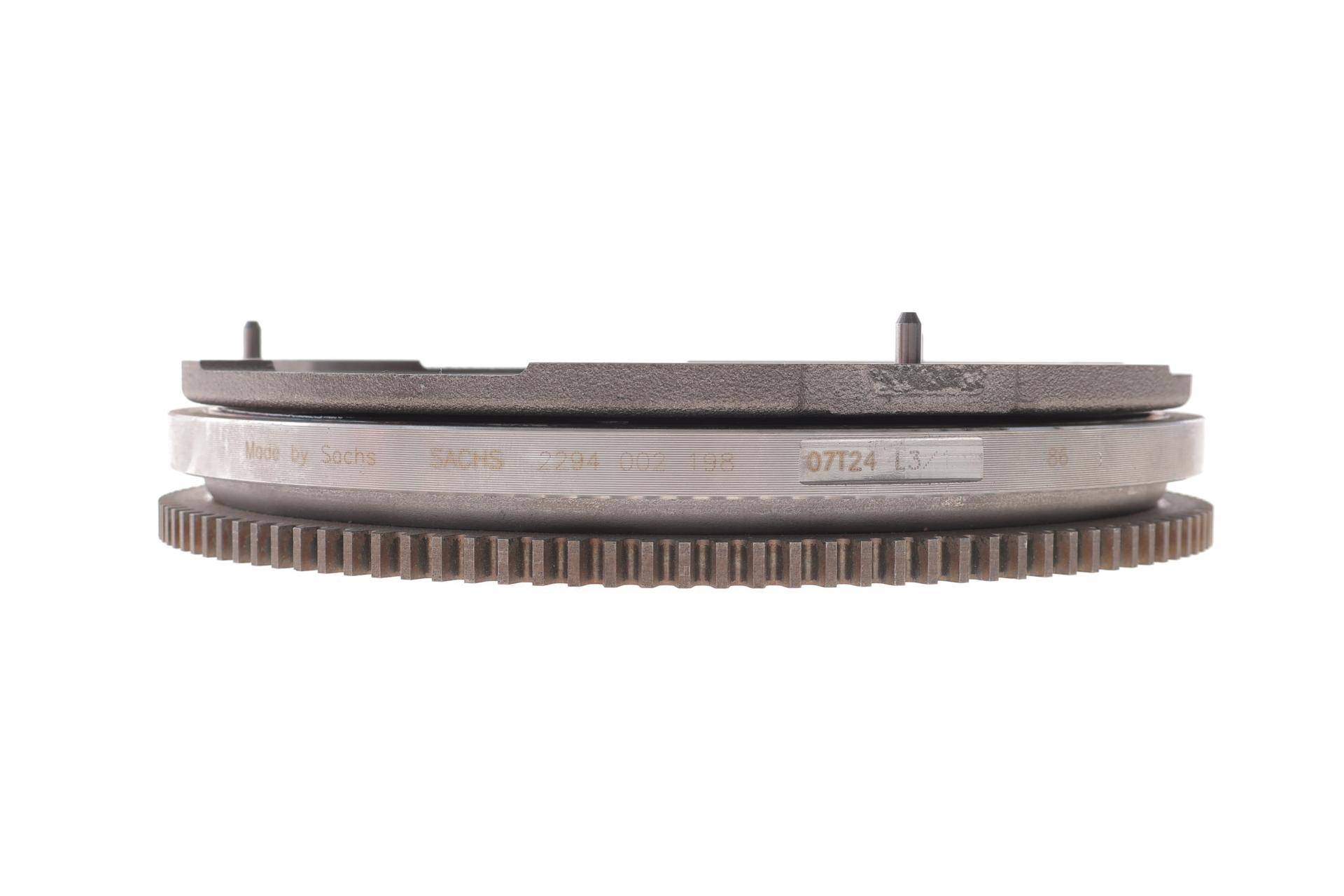 Демпфер зчеплення Audi A4/A6 00-11/VW Passat 1.9-2.0 TDi 00-05