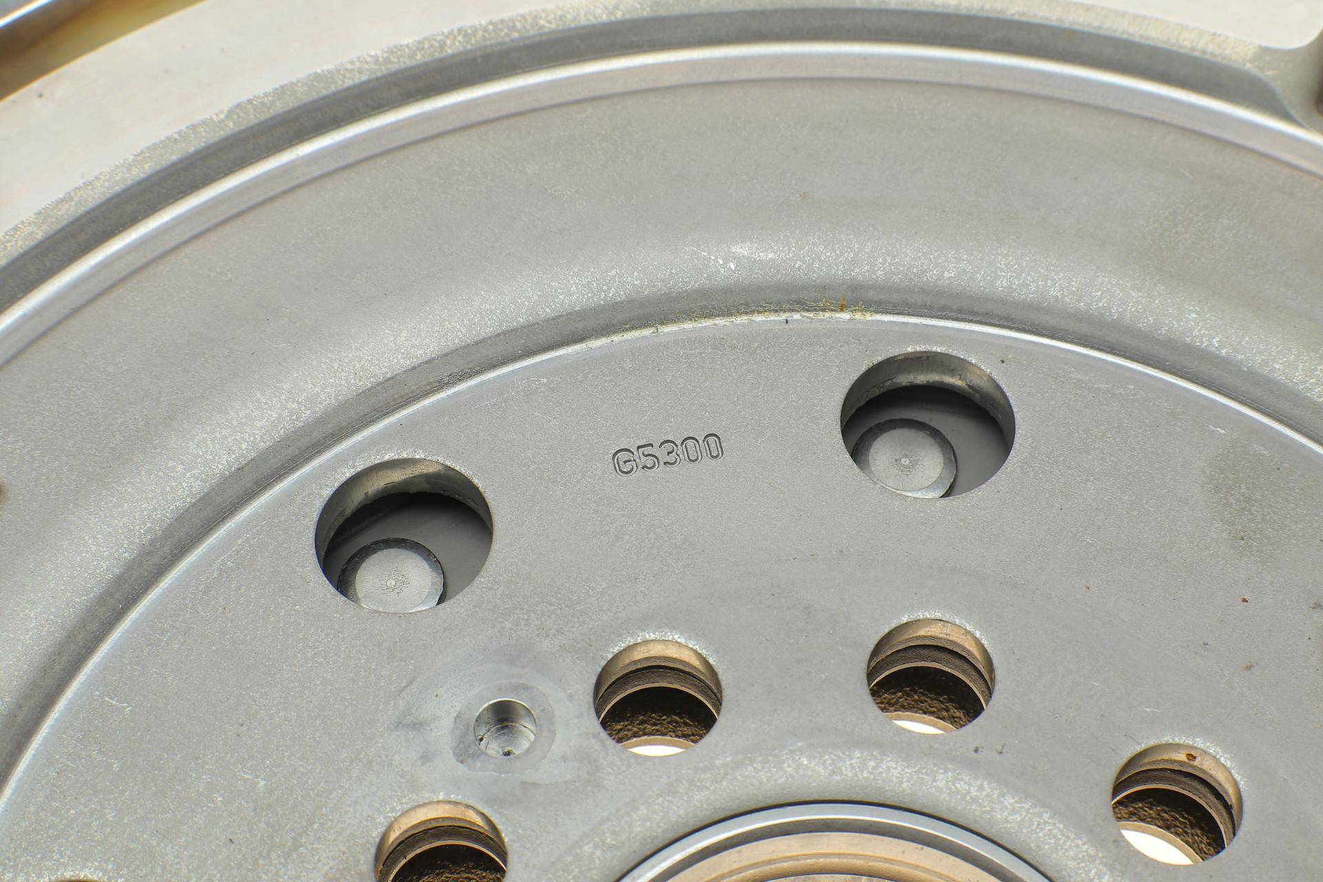 Демпфер зчеплення Volvo S60/S80/V40/V60/V70/XC60/XC70 2.0D 07-