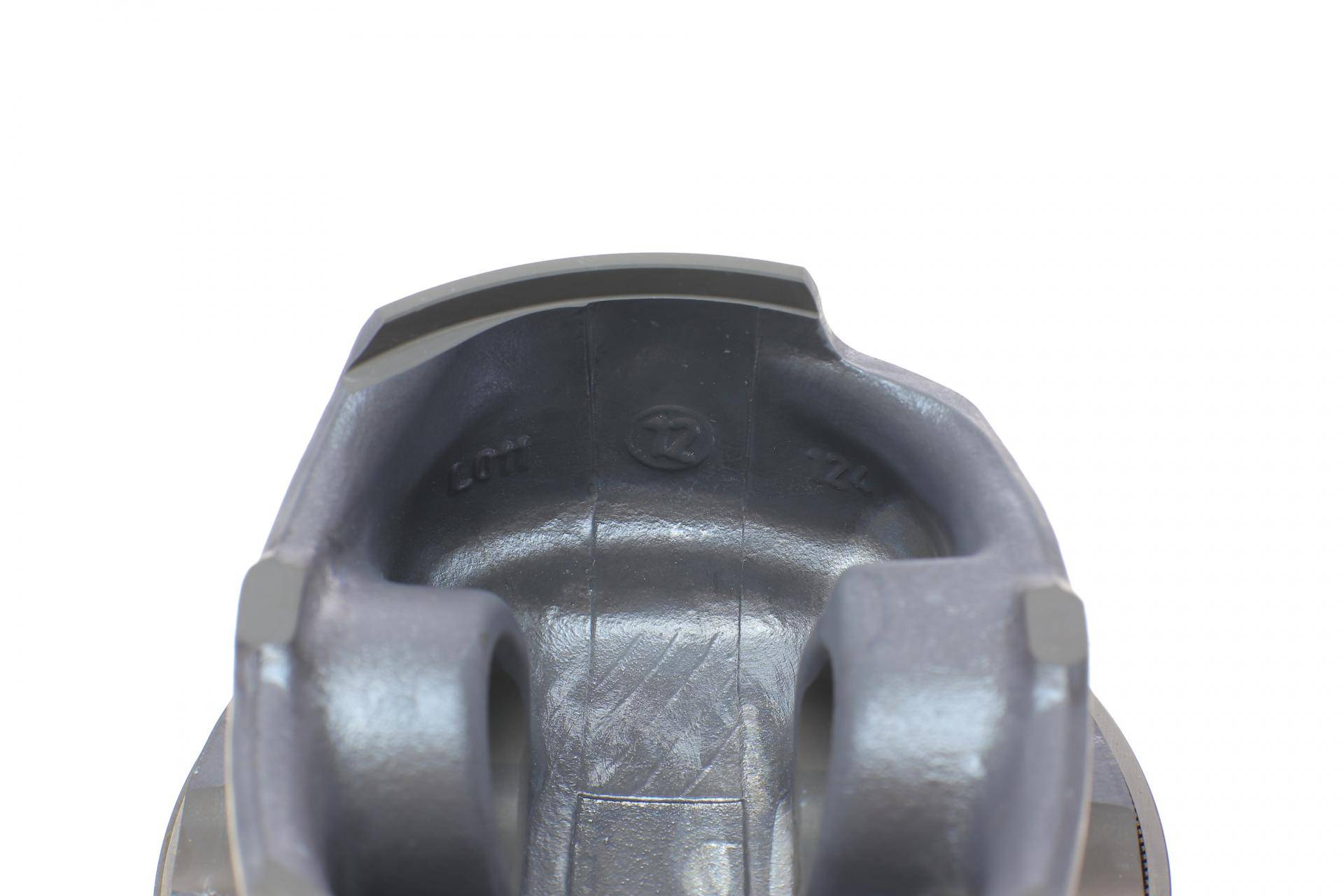 Поршень Skoda Fabia/Octavia/VW Golf IV 2.0 98-10 (83.01mm/+0.5)