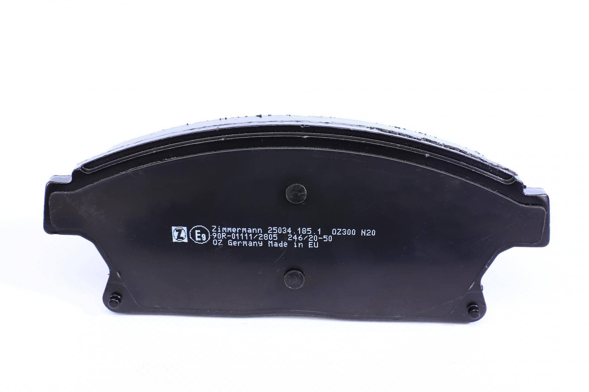 Колодки тормозные (передние) Opel Astra J/Chevrolet Cruze/Trax 09- (Bosch)