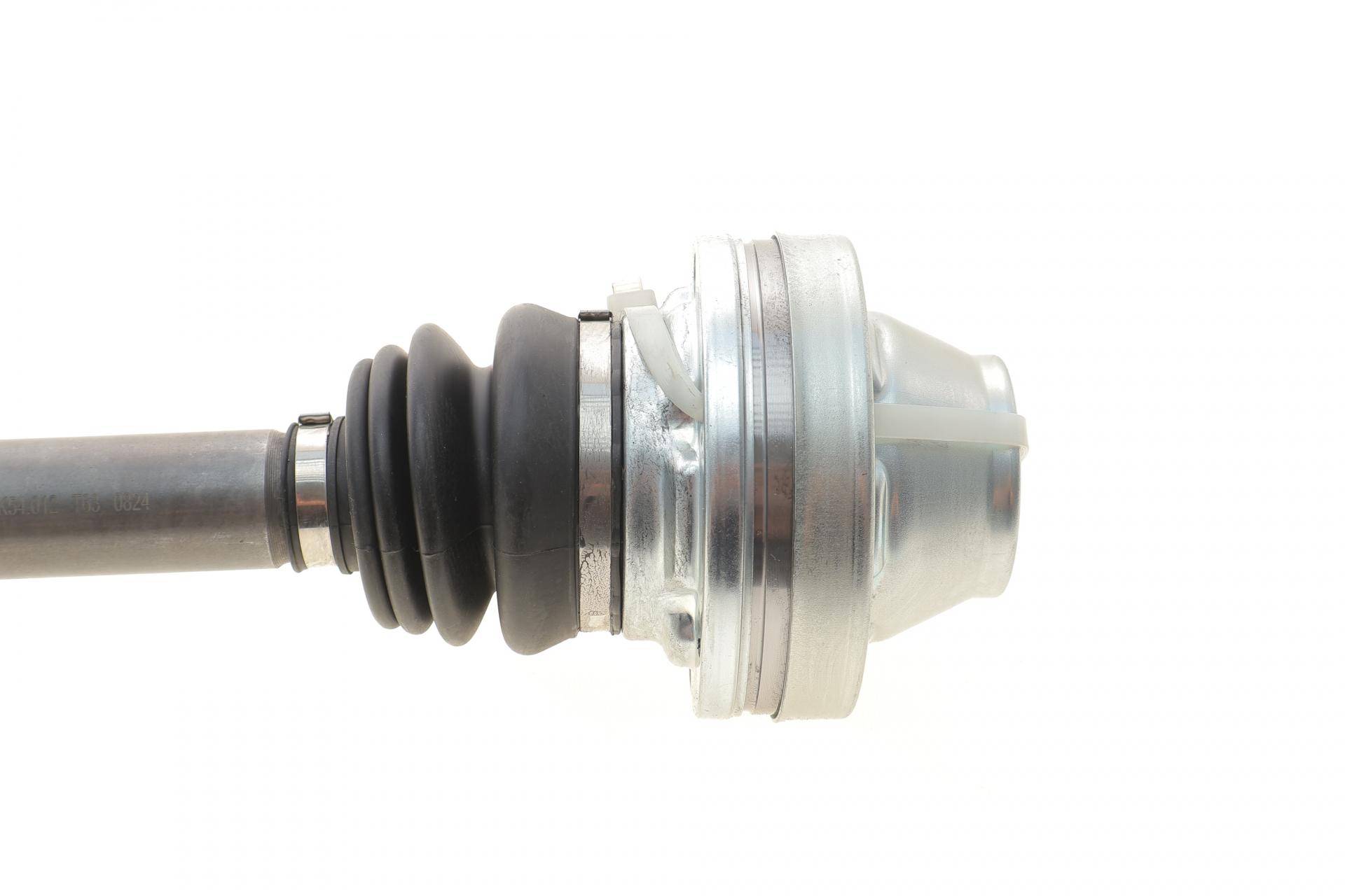 Піввісь (передня) VW Touareg/Audi Q7 3.0-6.0 02-18 (30x525)