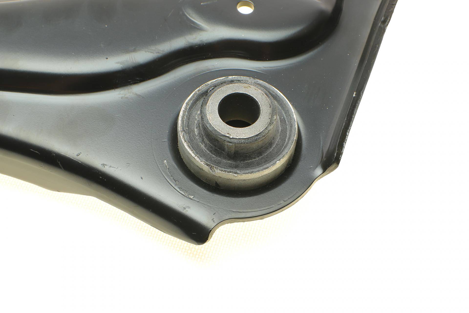 Важіль підвіски (передній) (L) Renault Megane III/Scenic III 08- (17.3mm)