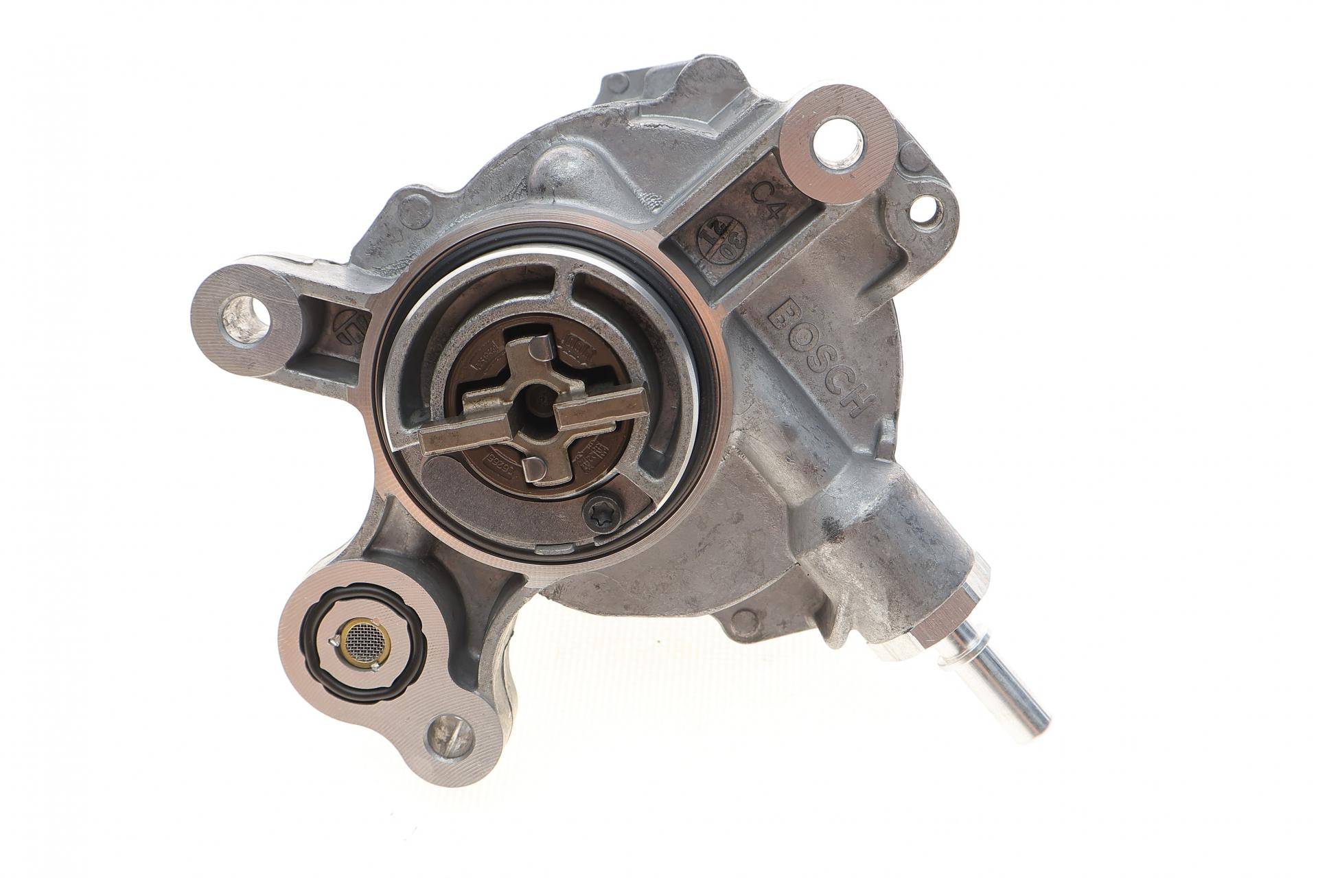 Насос вакуумный Citroen C4/C5/C8/Jumpy/Peugeot 307/308/508 1.5/2.0 03-