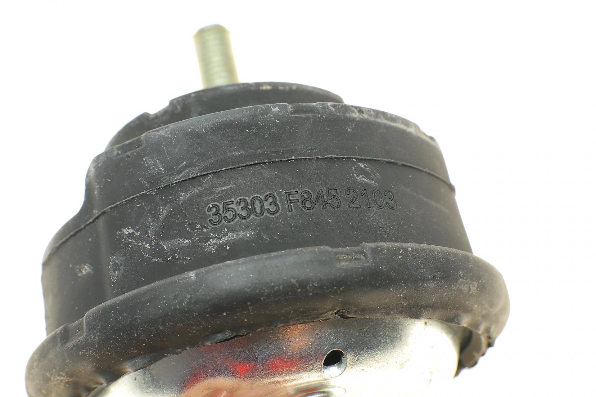 Подушка двигуна (R) BMW 3 (E46) 1.6-1.8/1.8-2.0d 01-07