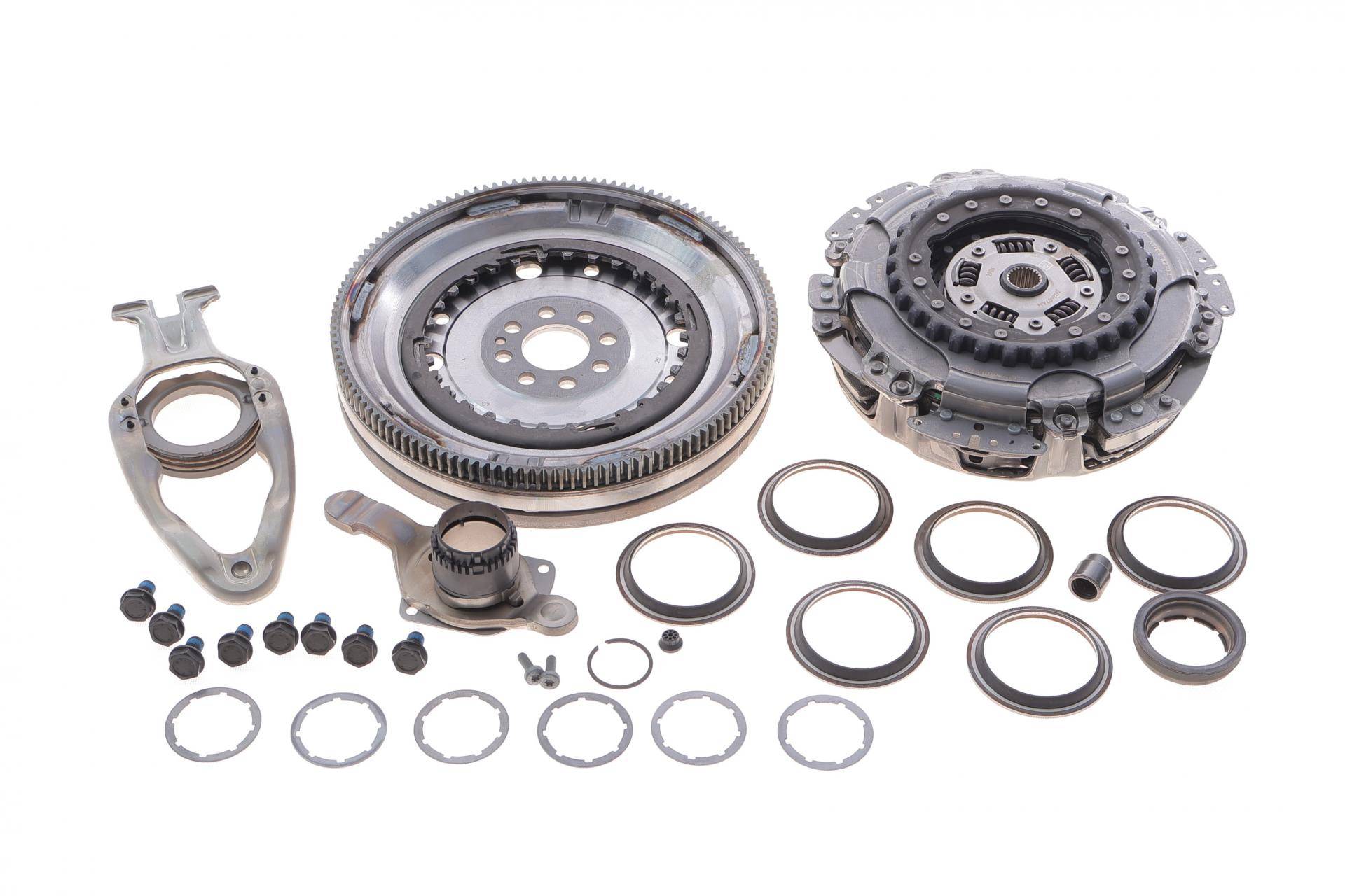 Демпфер + комплект зчеплення VW CC B6/B7/Passat B7/B8/Touran (5T1) 1.8TSI, 08-, DSG7 (0AM/0CW) DQ200
