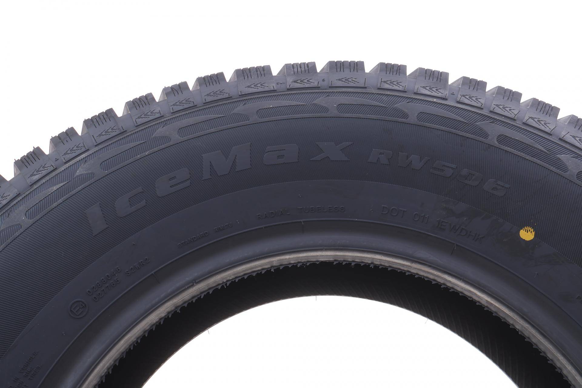 Шина IceMax RW506 235/70 R16 106T (зимняя)