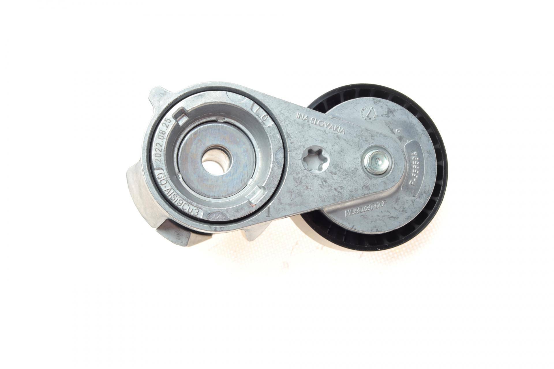 Натяжник ременя генератора Ford Focus/Volvo C30/C70/S40/V50/XC90 04-14