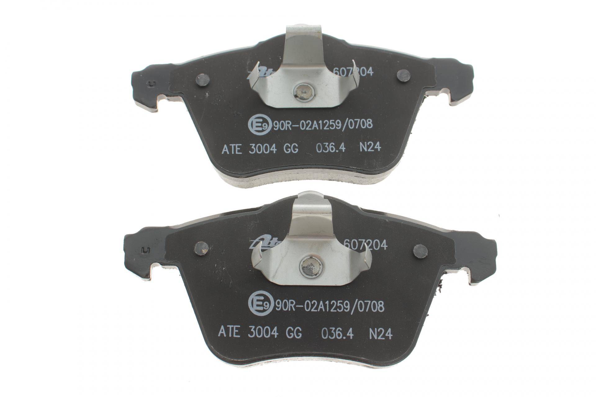 Колодки гальмівні (передні) Ford Focus/Mazda 3/Volvo C30/C70/S40/V50/Opel Vectra C 05-14/V40 12-