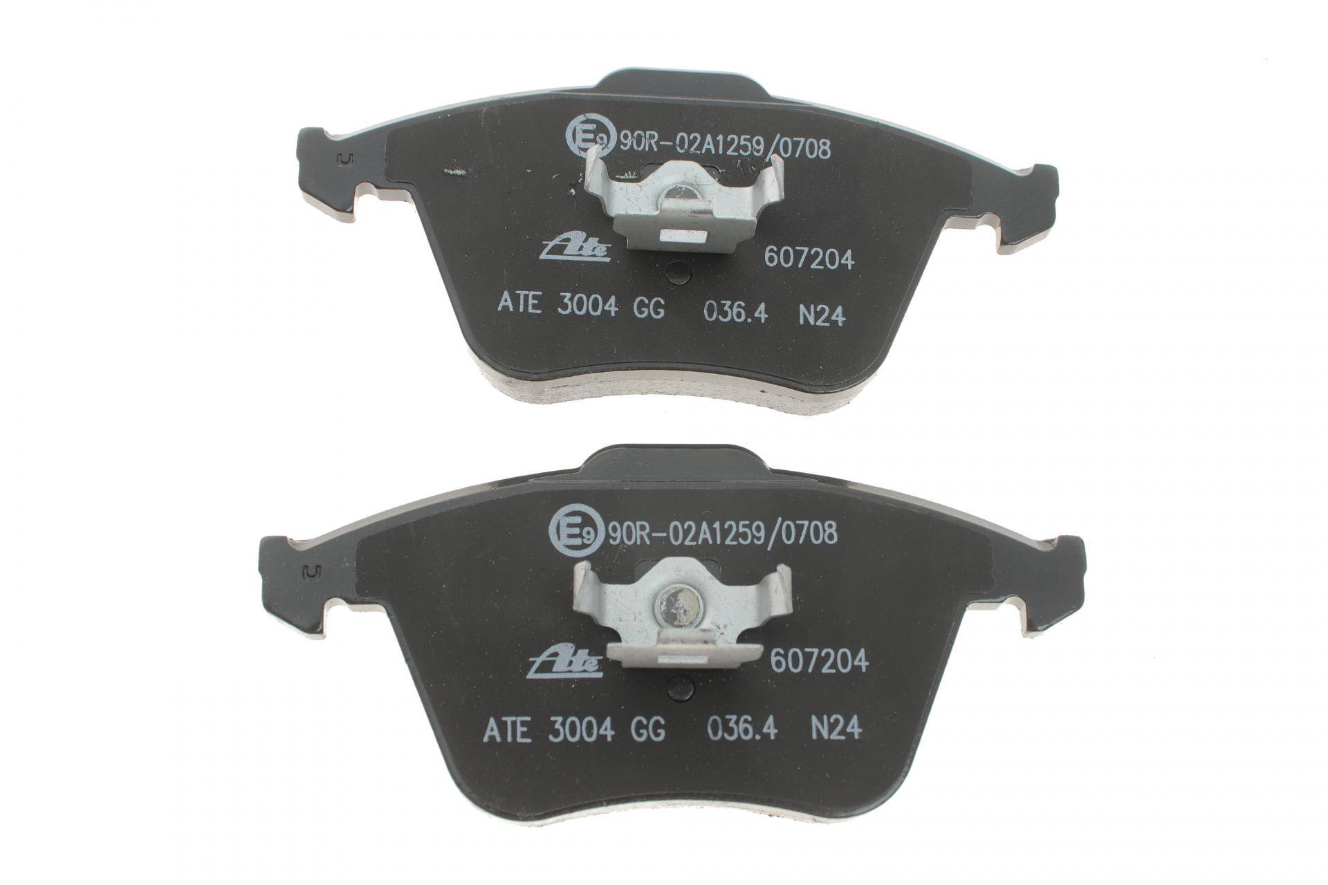 Колодки гальмівні (передні) Ford Focus/Mazda 3/Volvo C30/C70/S40/V50/Opel Vectra C 05-14/V40 12-