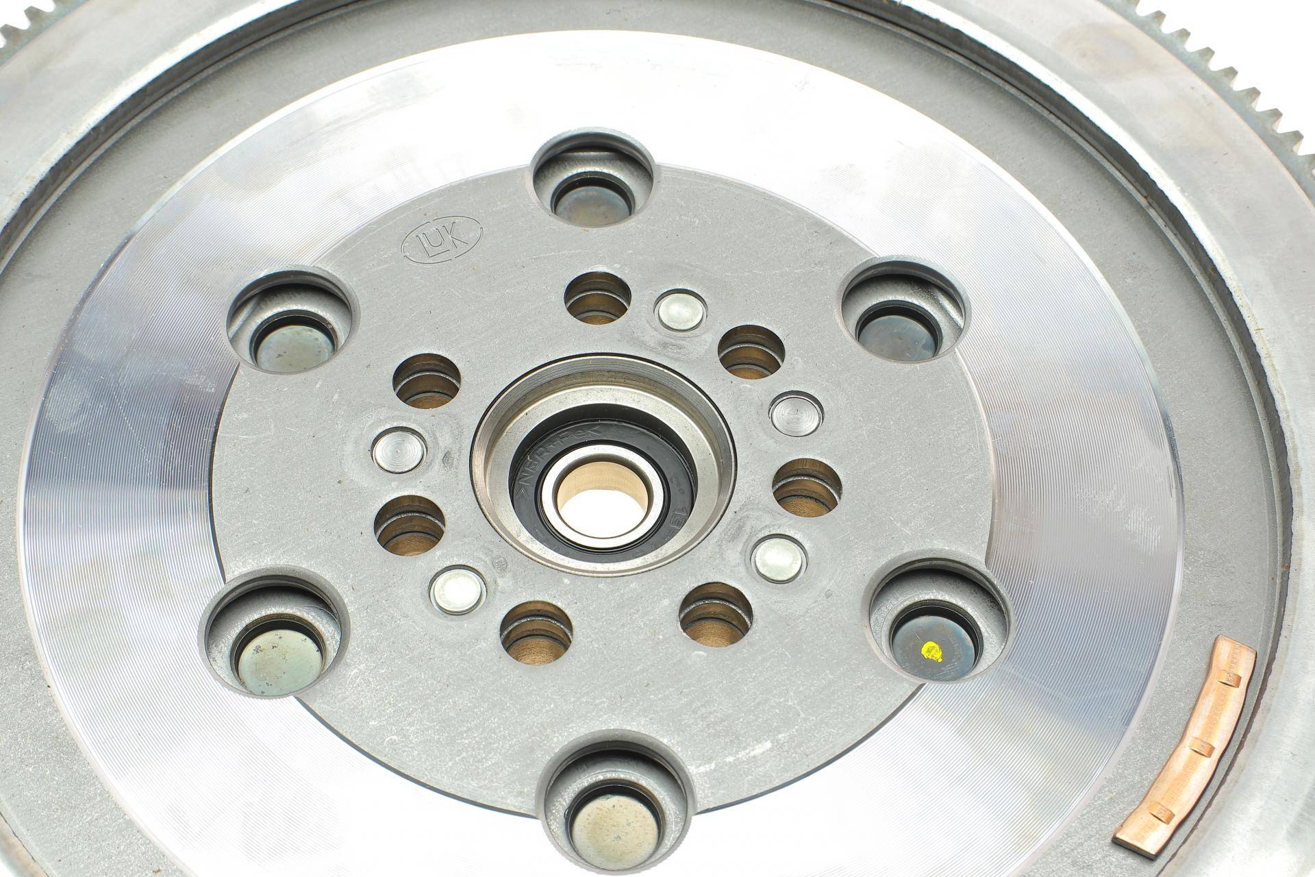 Демпфер зчеплення Mitsubishi L200 2.2DI-D/2.4DI-D 4WD 14-, (4N14/4N15)