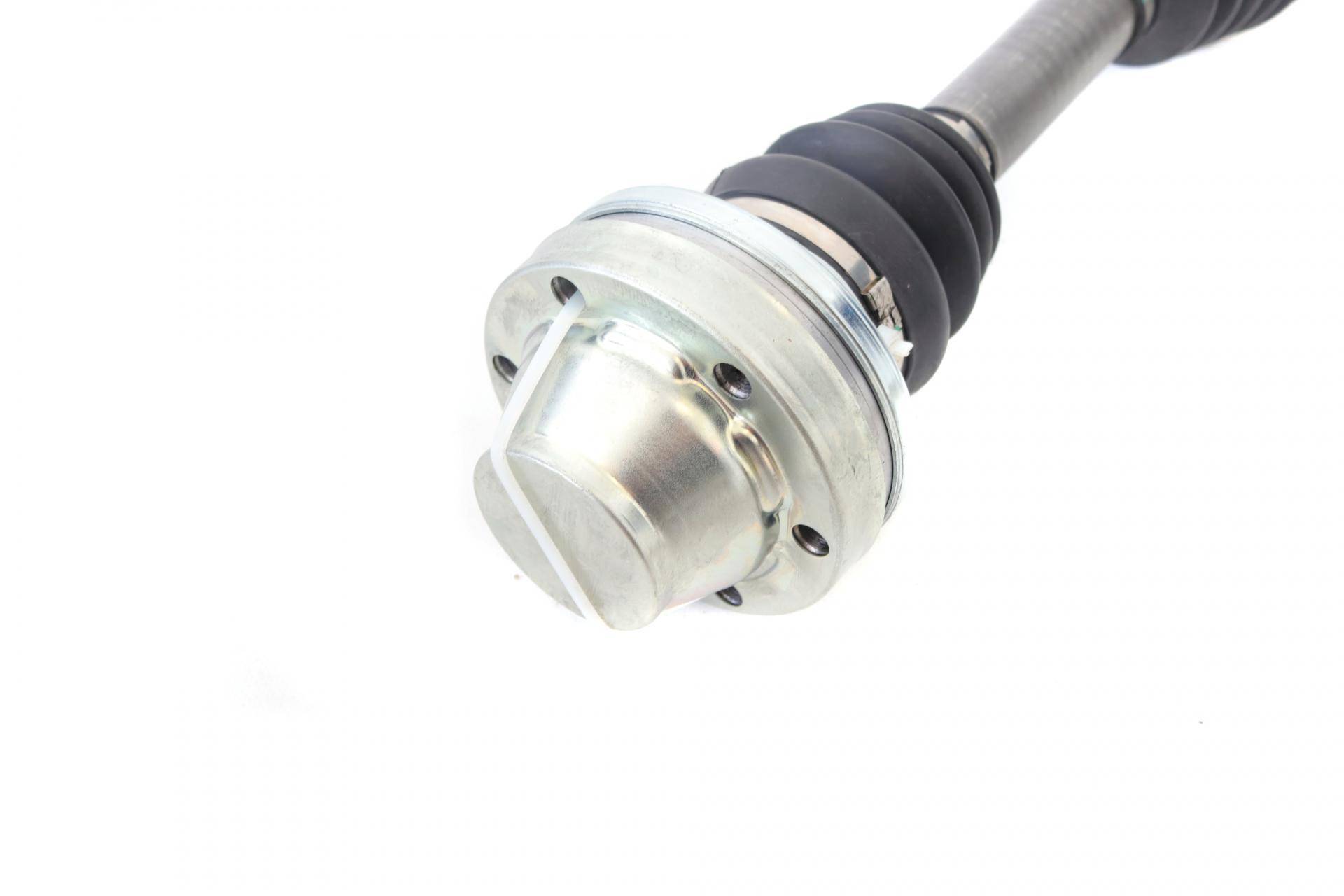 Піввісь (передня) VW Touareg/Audi Q7 3.0-6.0 02-18 (30x64.4/525)