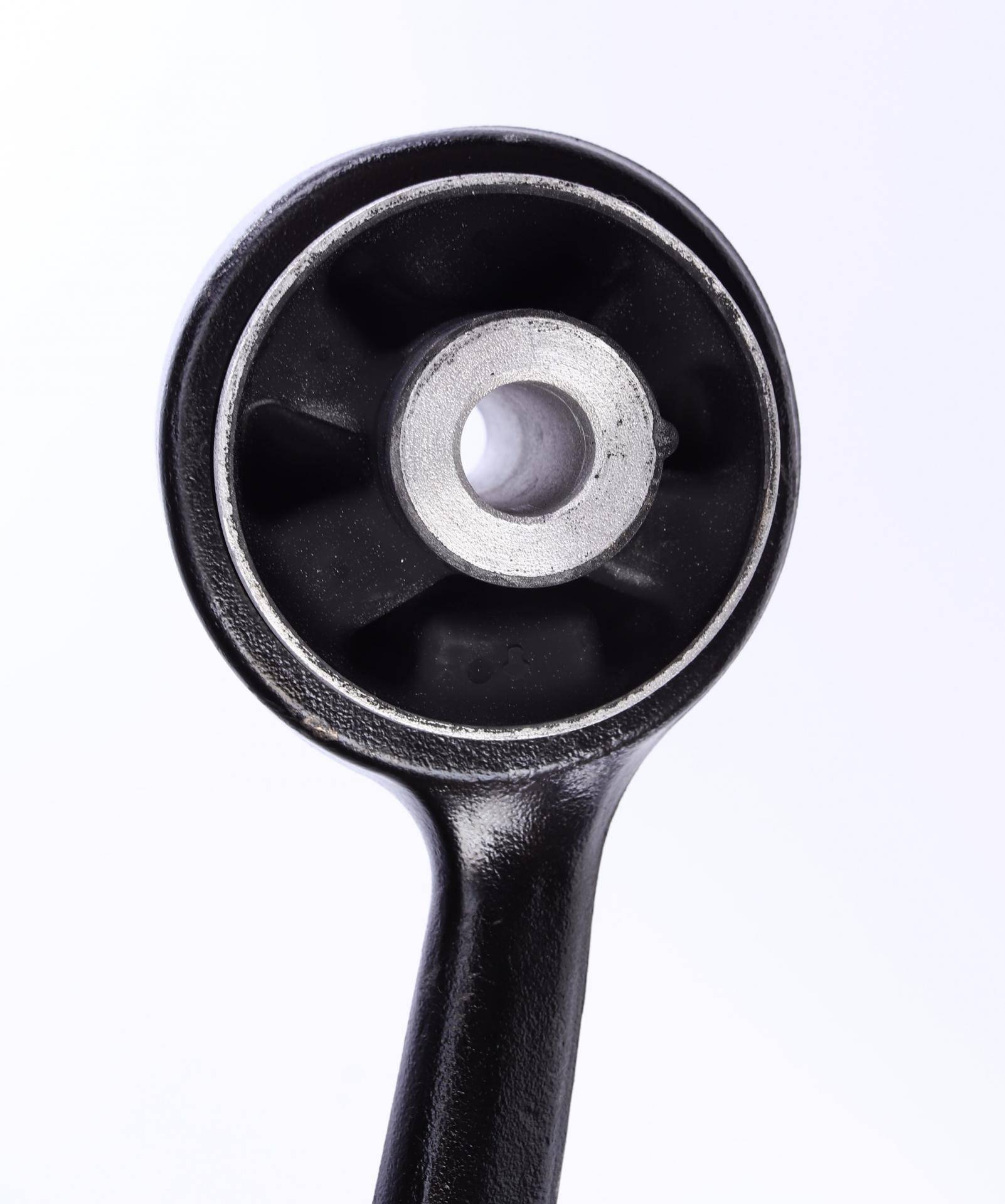 Важіль підвіски (передній/спереду) (R) BMW X3 (F25)/X4 (F26) 1.6-3.0D 10-