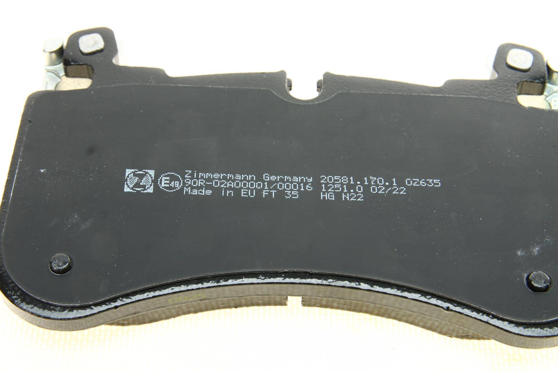 Колодки тормозные (передние) Land Rover Discovery 2.0-3.0 i/3.0 D 12- 4x4