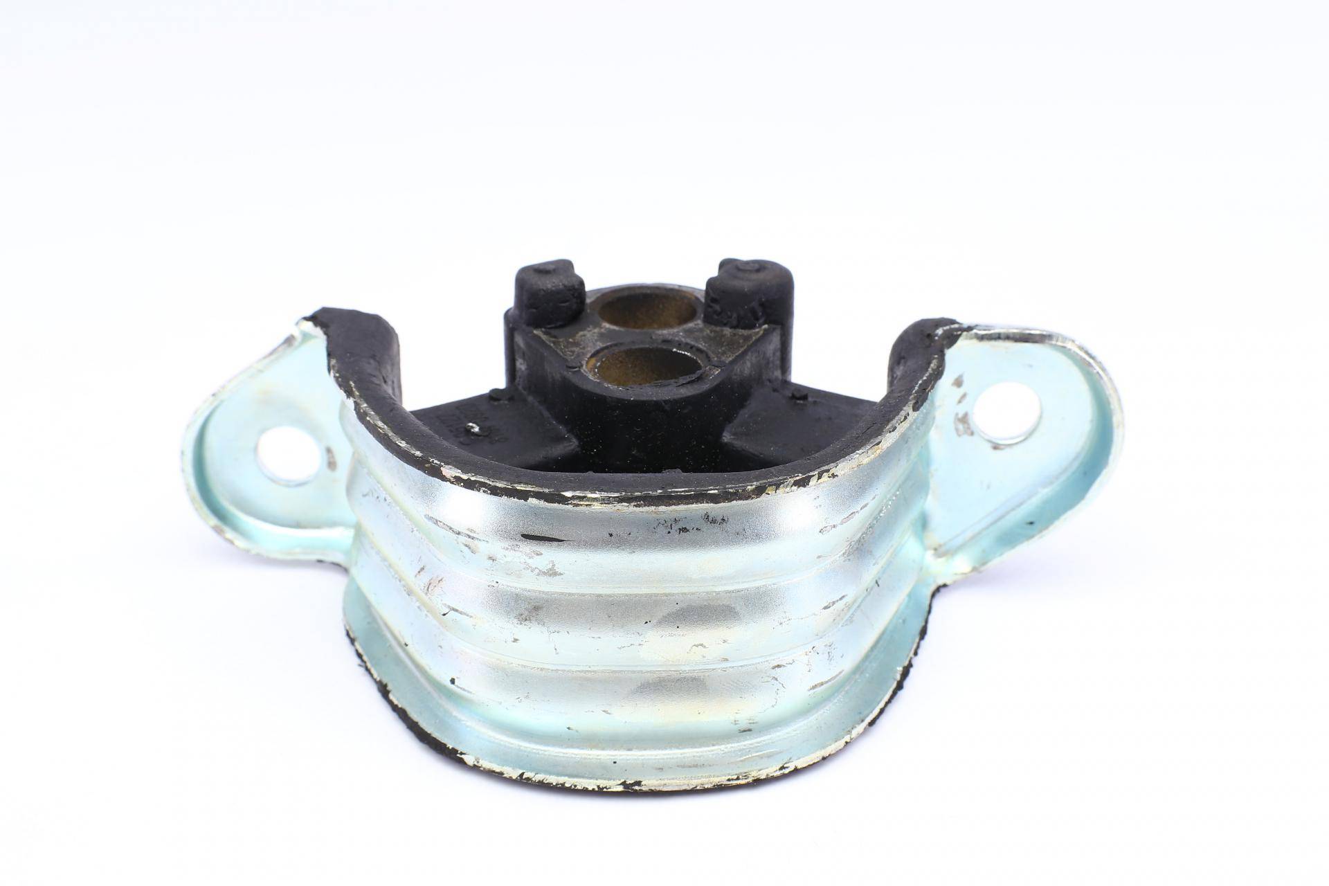 Подушка двигуна (передня) (R) Opel Astra F/Vectra A 88-05