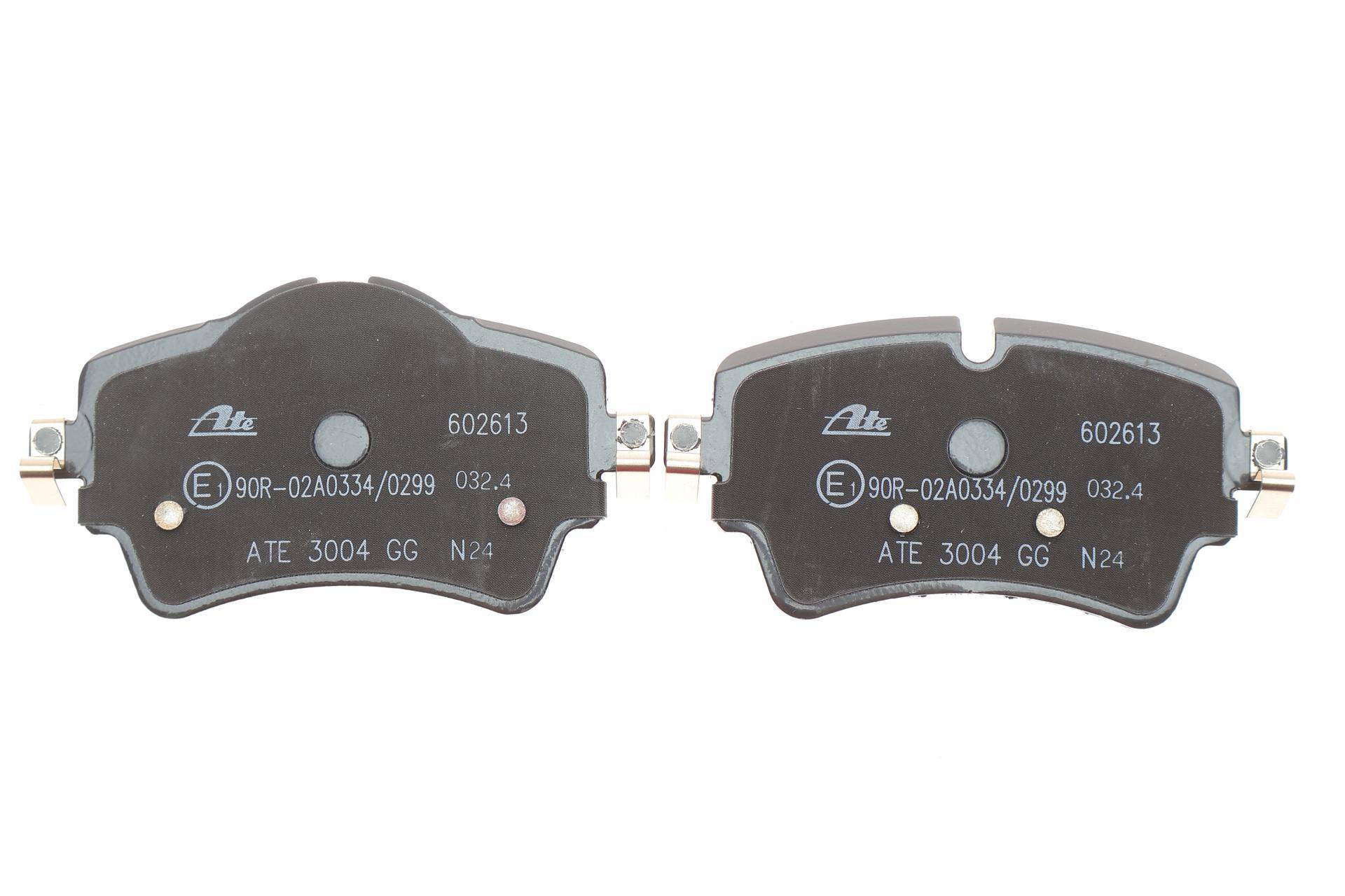 Колодки гальмівні (передні) BMW 1 (F52)/X2 (F39) 17-/2 (F44-F46)/X1 (F48)/Mini 13-/3 (F30/F80) 11-
