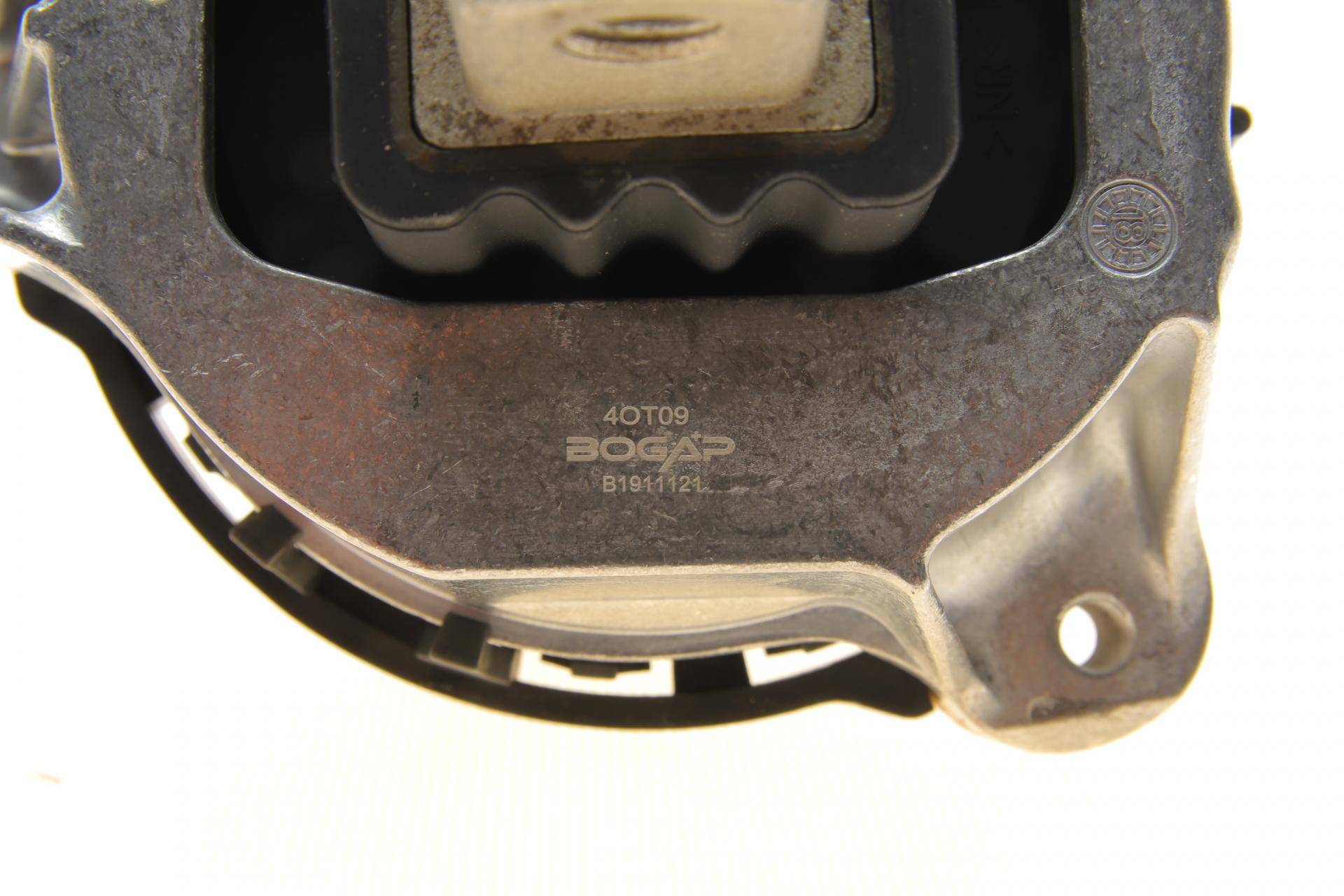 Подушка двигателя (L) BMW 7 (G11/G12) 15-