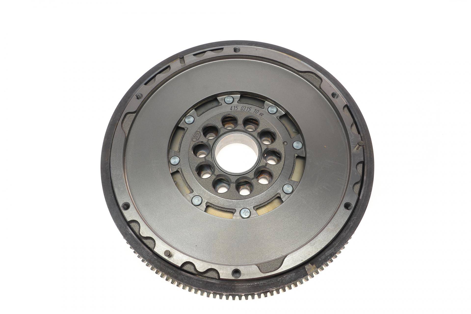 Демпфер зчеплення Volvo C70/S60/S80/V50/V70/XC60/XC70/XC90 01-10, (D5244)