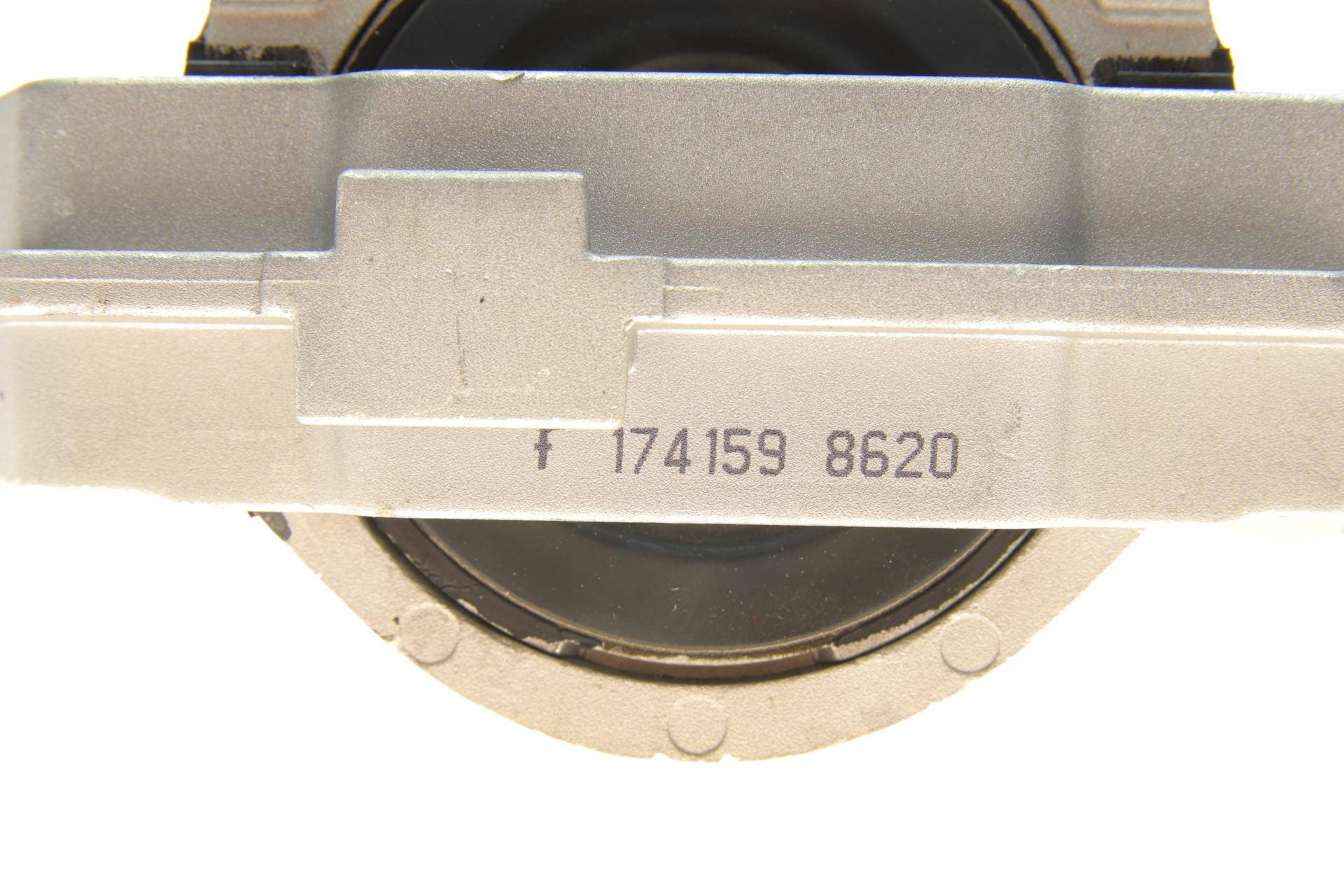 Подушка двигуна (R) Ford Focus/Volvo C30/S40 03-12