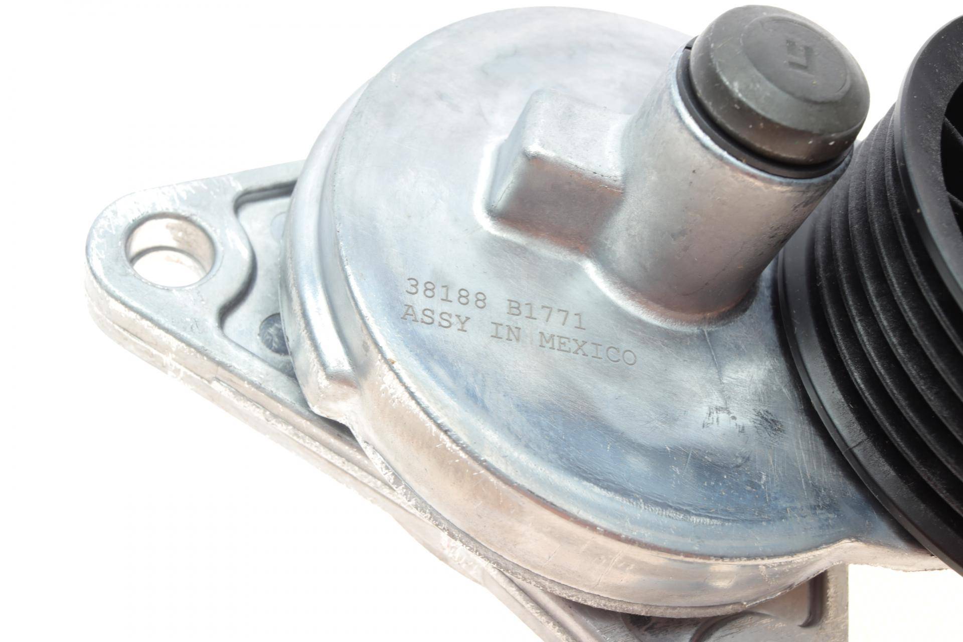 Натяжник ременя генератора Ford Transit Connect 1.8 16V 02-13