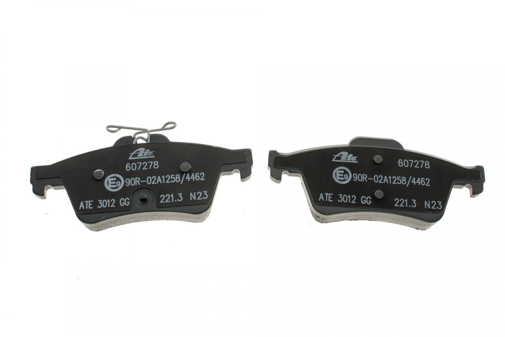 Колодки гальмівні (задні) Citroen C5/Ford C-Max 07-/Focus/Connect 04-13/Renault Laguna 07-15