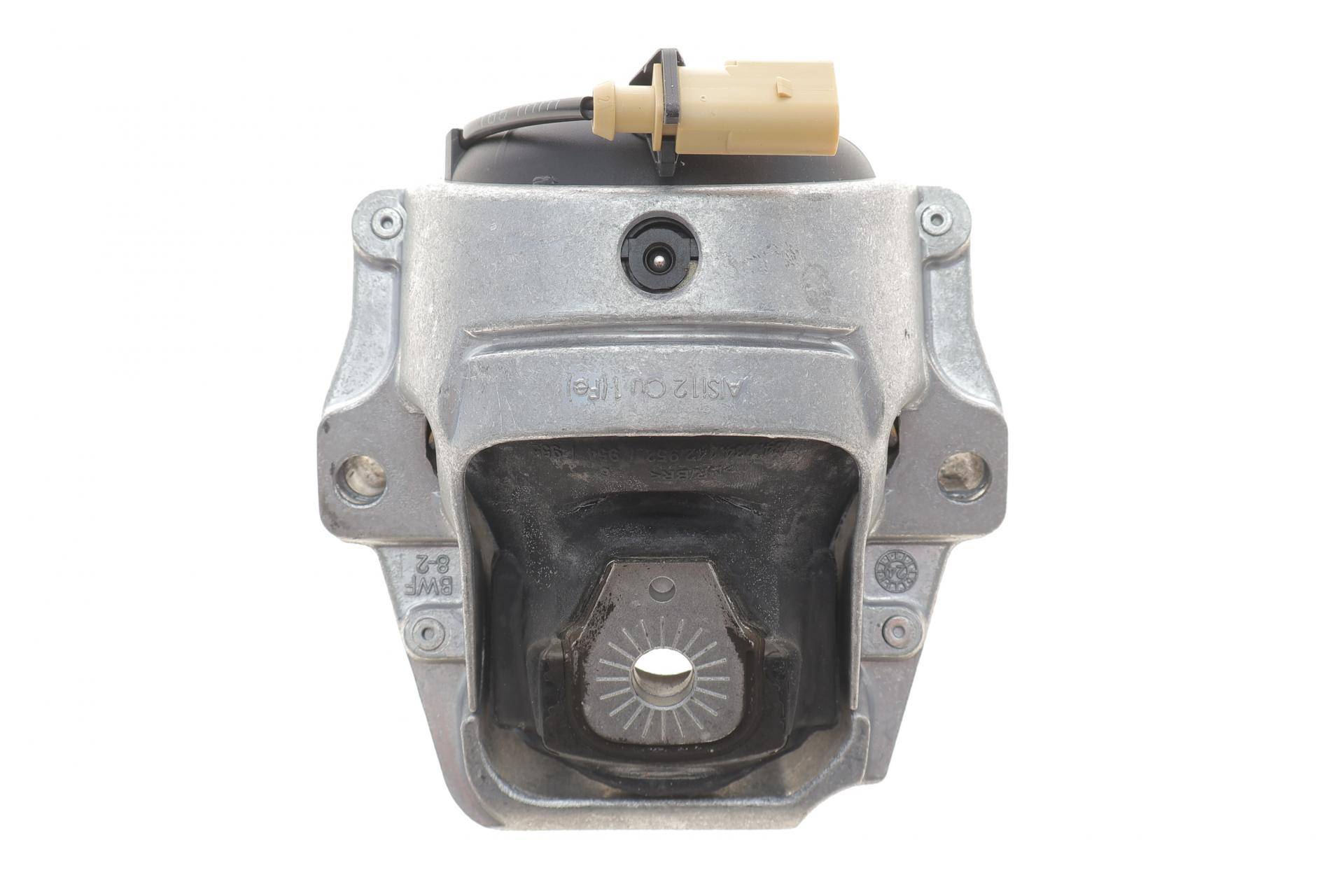 Подушка двигуна Audi A4/A5/Q5 2.0D-3.0D 07-17