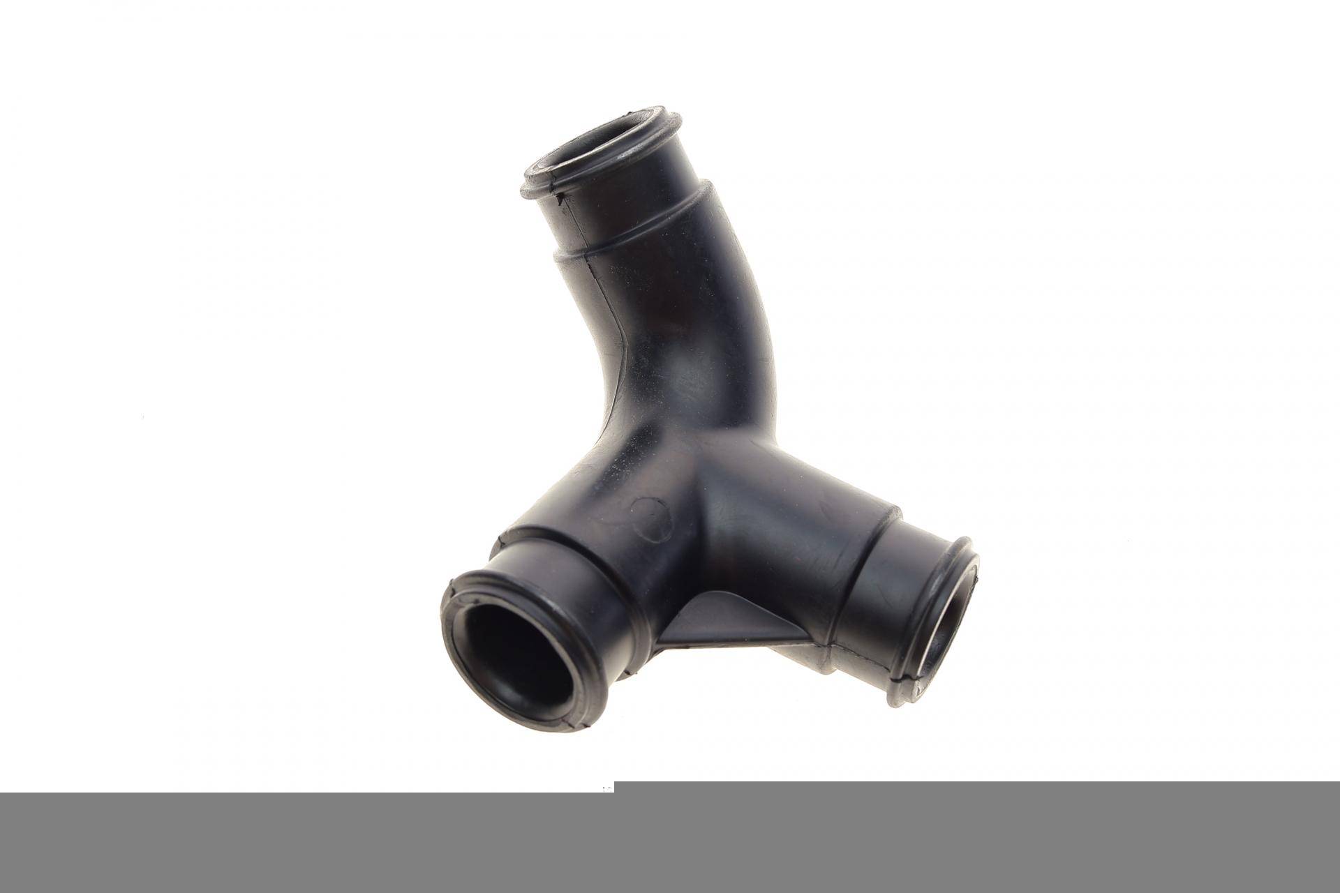 Патрубок вентиляції картера Audi A4/A6/Skoda SuperB I/VW Passat 1.8 95-08