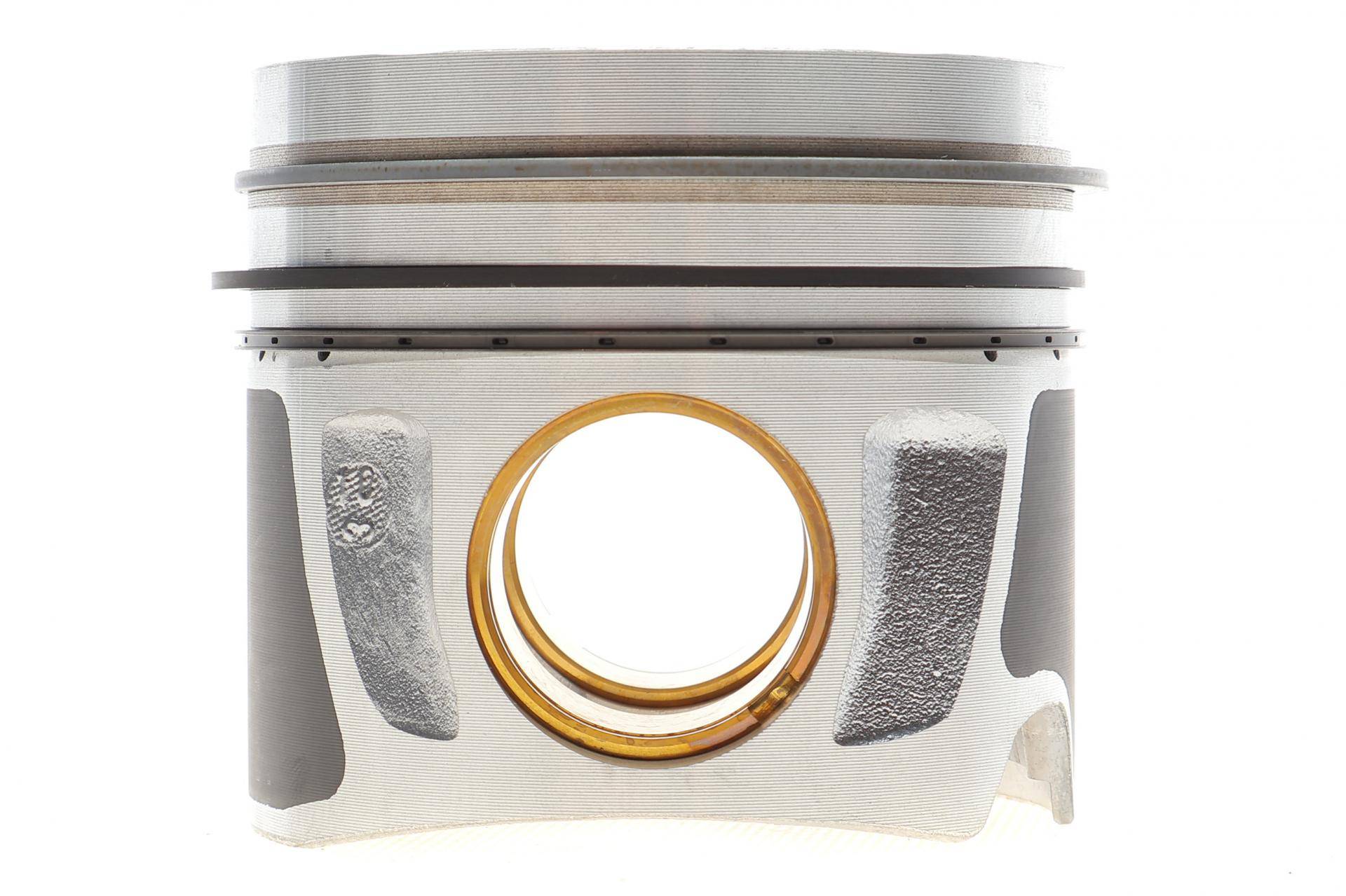 Поршень MB Sprinter OM651 2.2CDI 09- (83.50mm/+0.5) (медн. втулки)