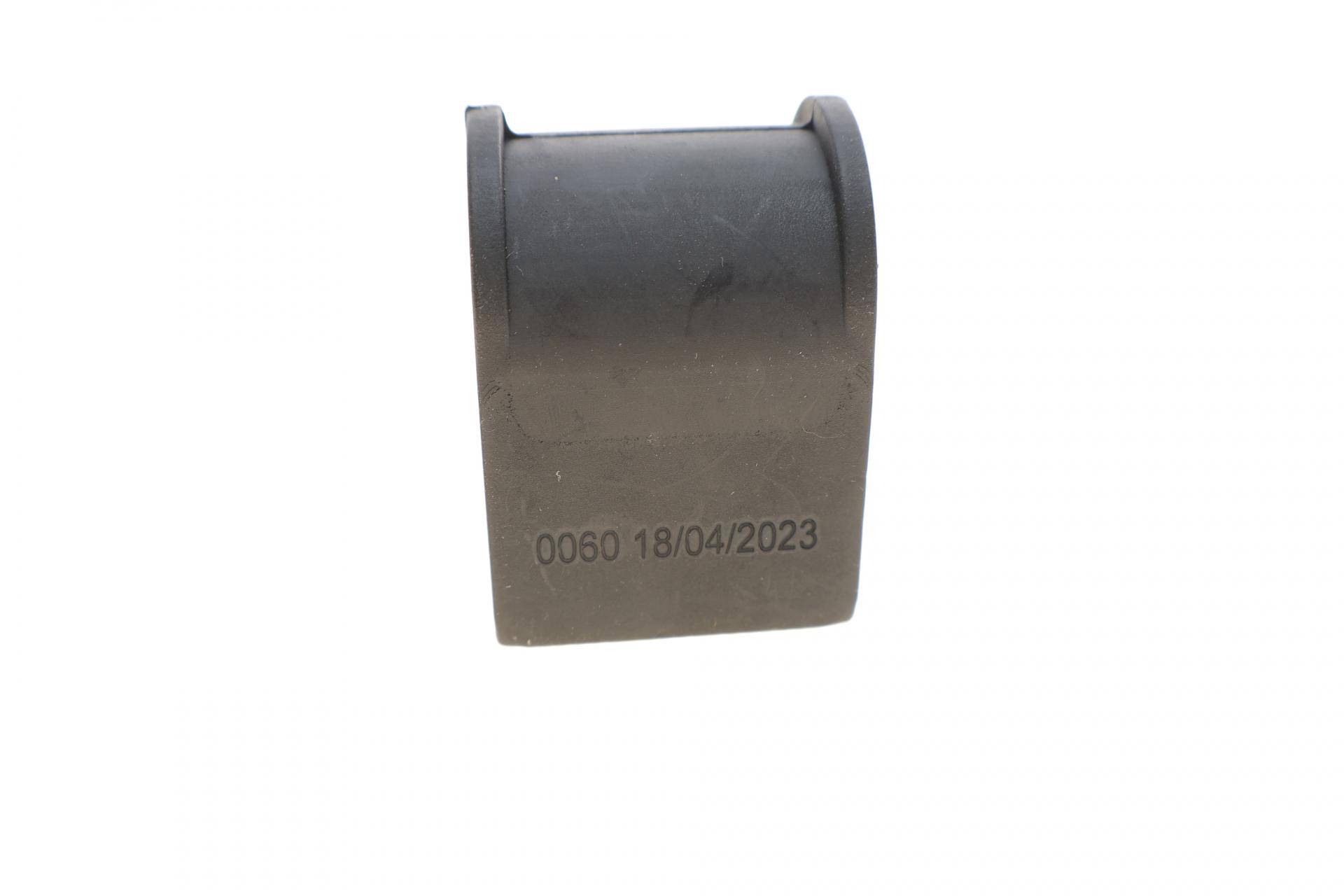 Втулка стабілізатора (заднього) MB Vito (W639) 03- (d=18mm)