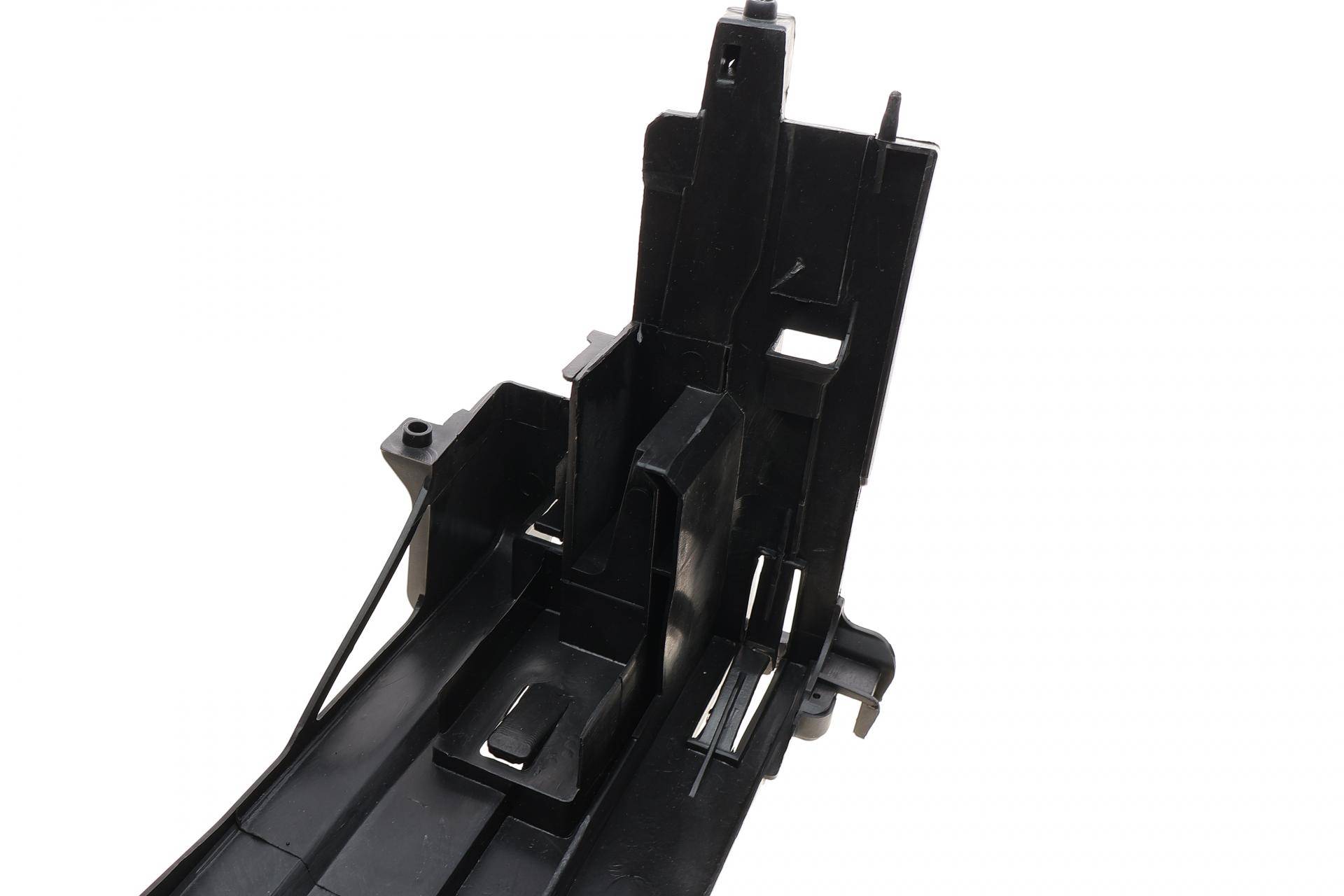 Панель передня BMW 5 (F10) 09-16 B47/N47/N57 (верх)