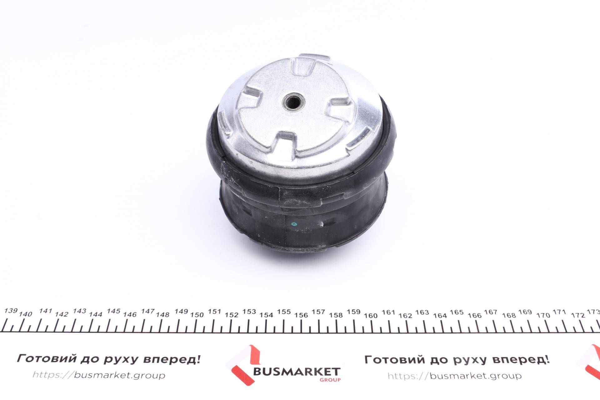 Подушка двигуна (R) MB C-class (W202)/E-class (W210) 95-00