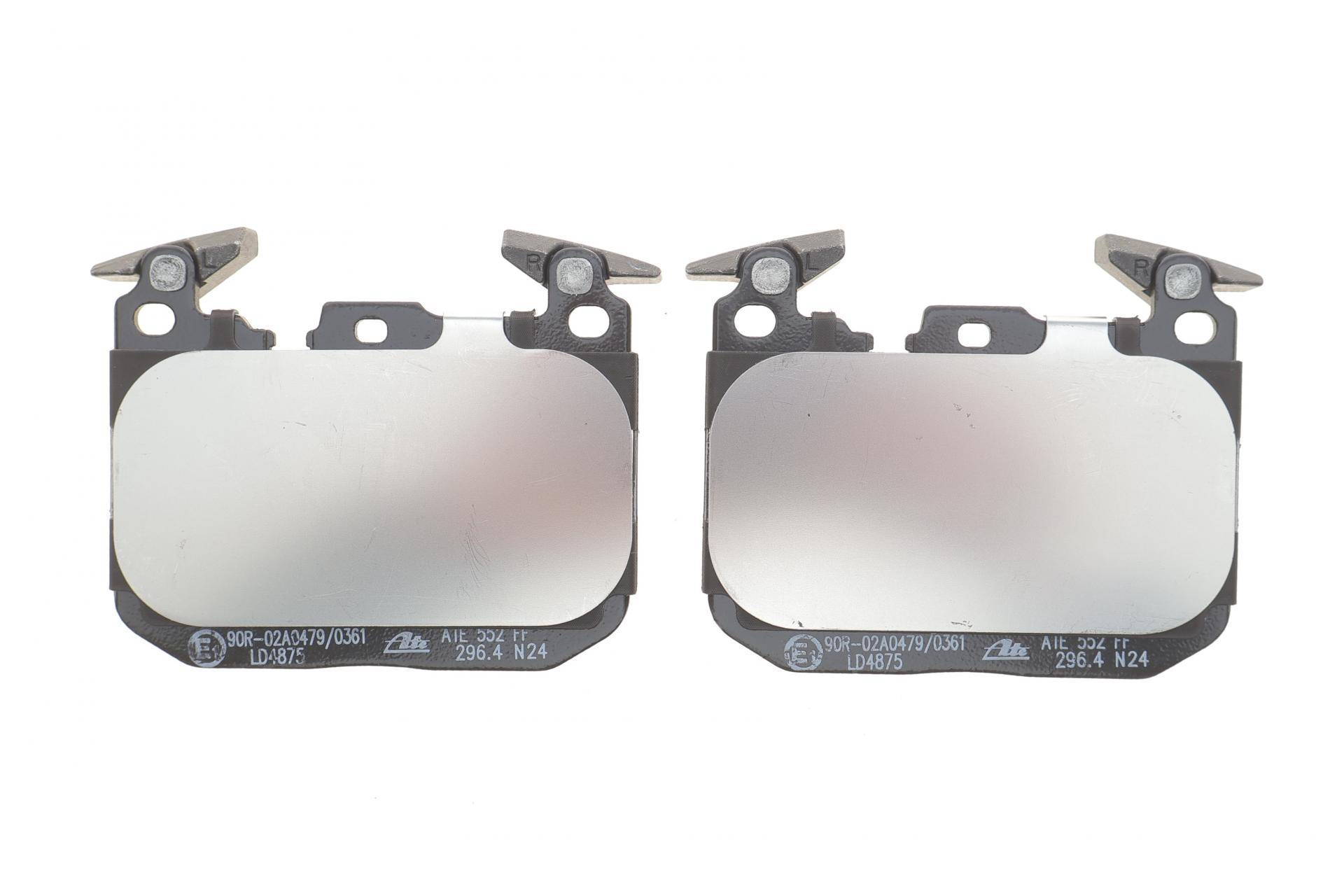Колодки гальмівні (передні) BMW 3 (F30/F31/F34)/ 4 (F32/F36) 11- (Brembo) ATE Ceramic