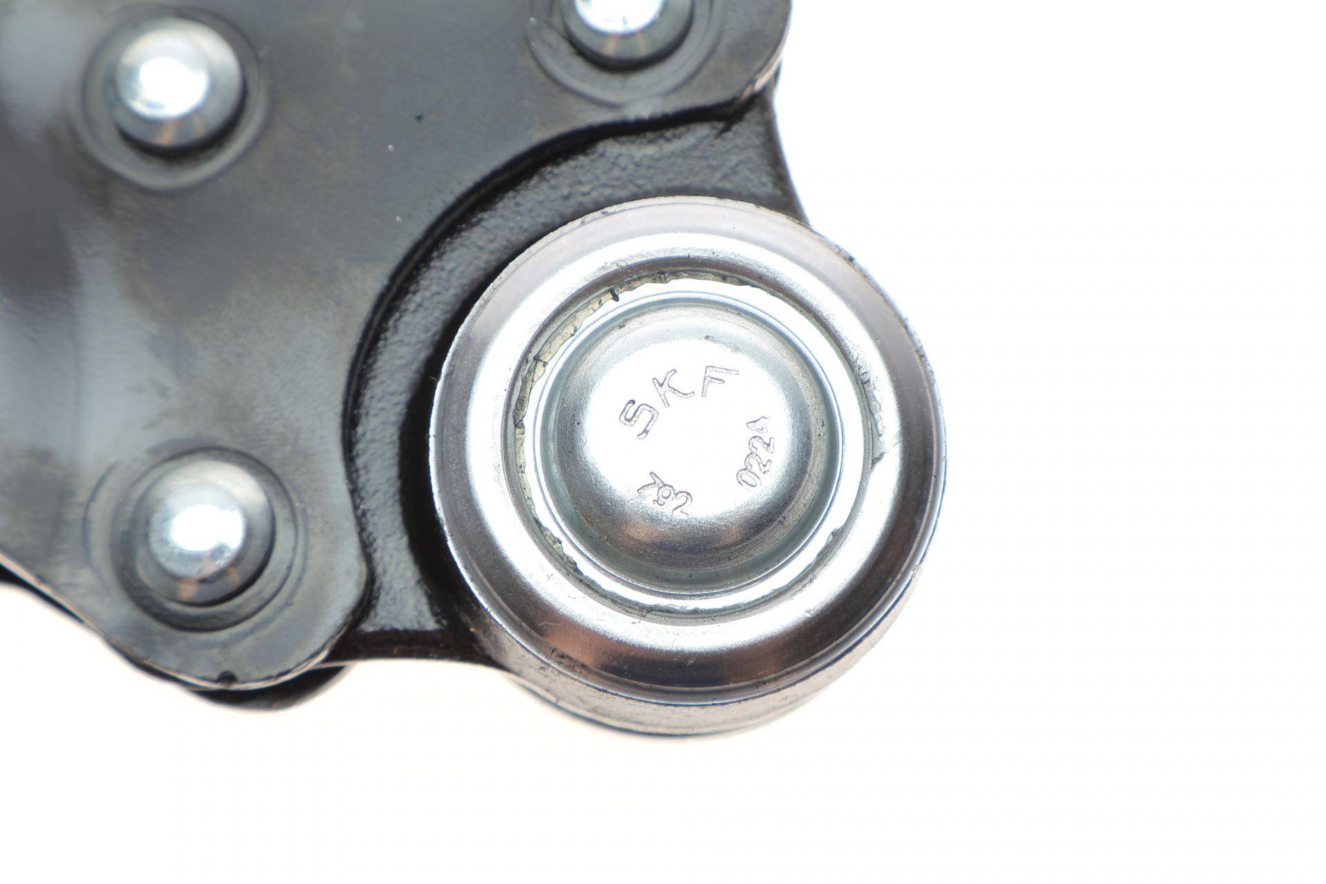 Важіль підвіски (передній) (L) Ford Fiesta/Fusion/Mazda 2 01-12