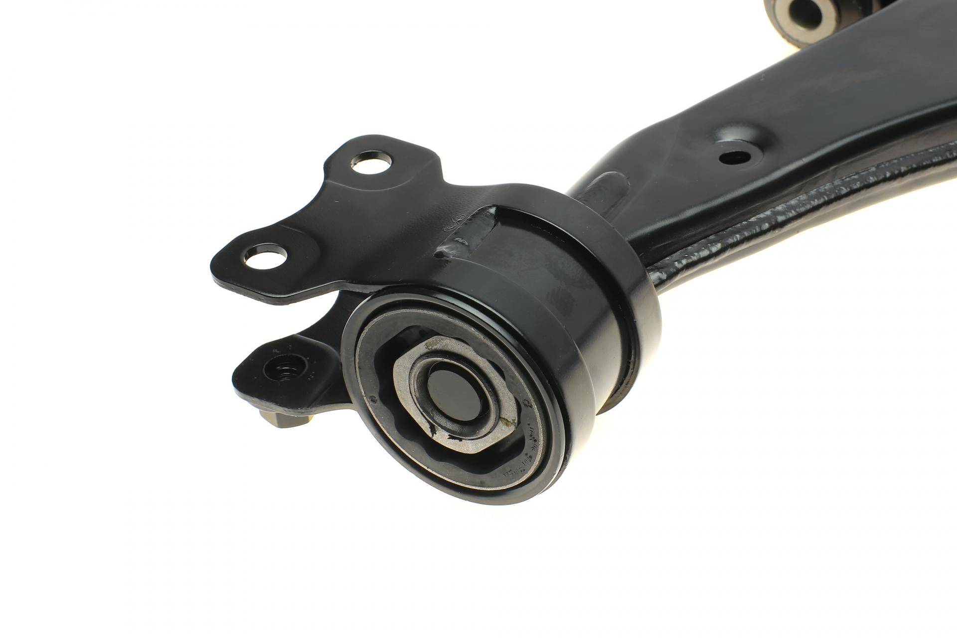 Важіль підвіски (передній) (L) Ford C-Max 07-10/Focus/Volvo C30/C70/S40/V50 04-13 (з кульовою)