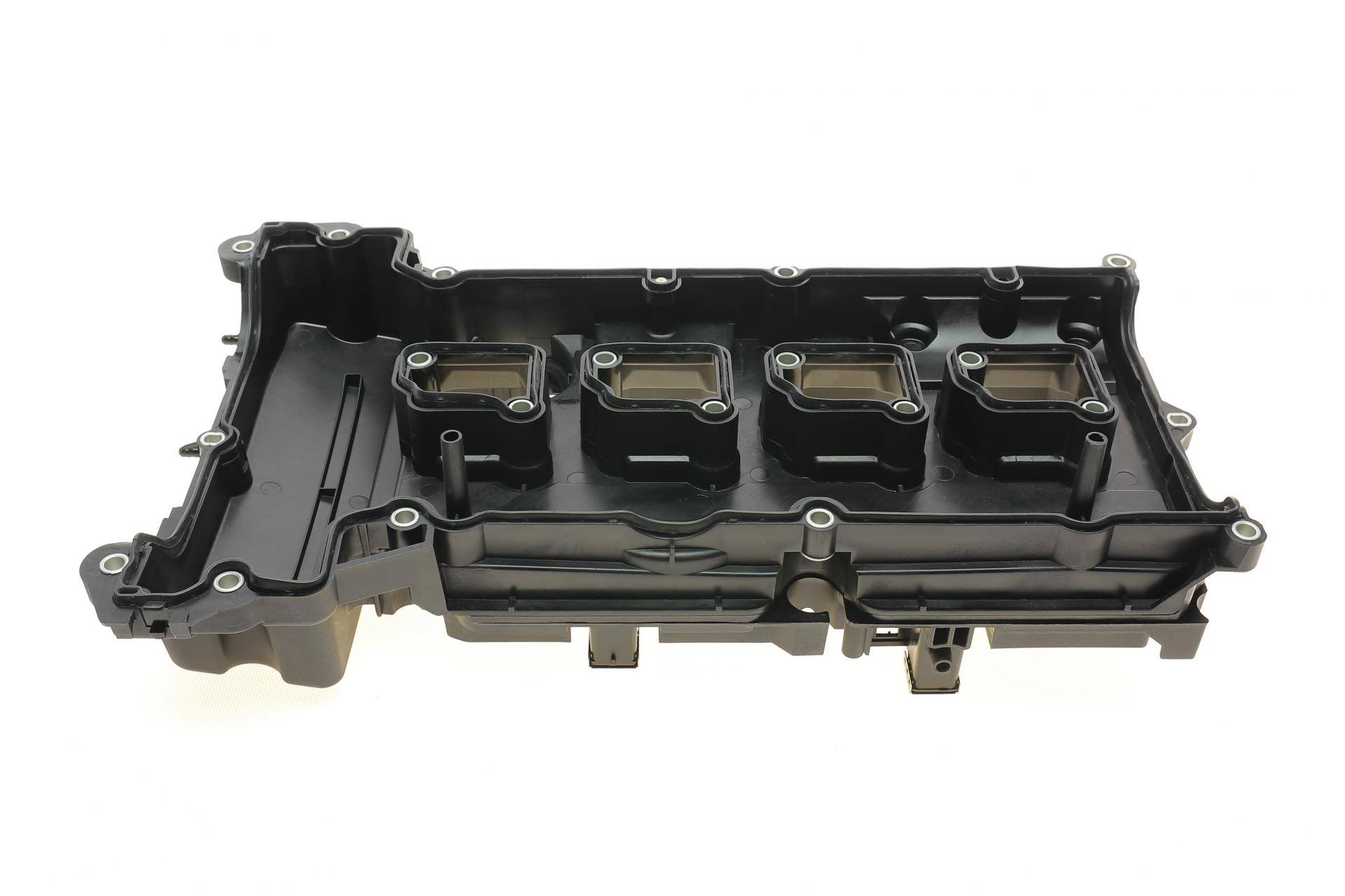 Кришка клапанів MB Sprinter 06-/C-class (W203/W204) 02-14 (M271)