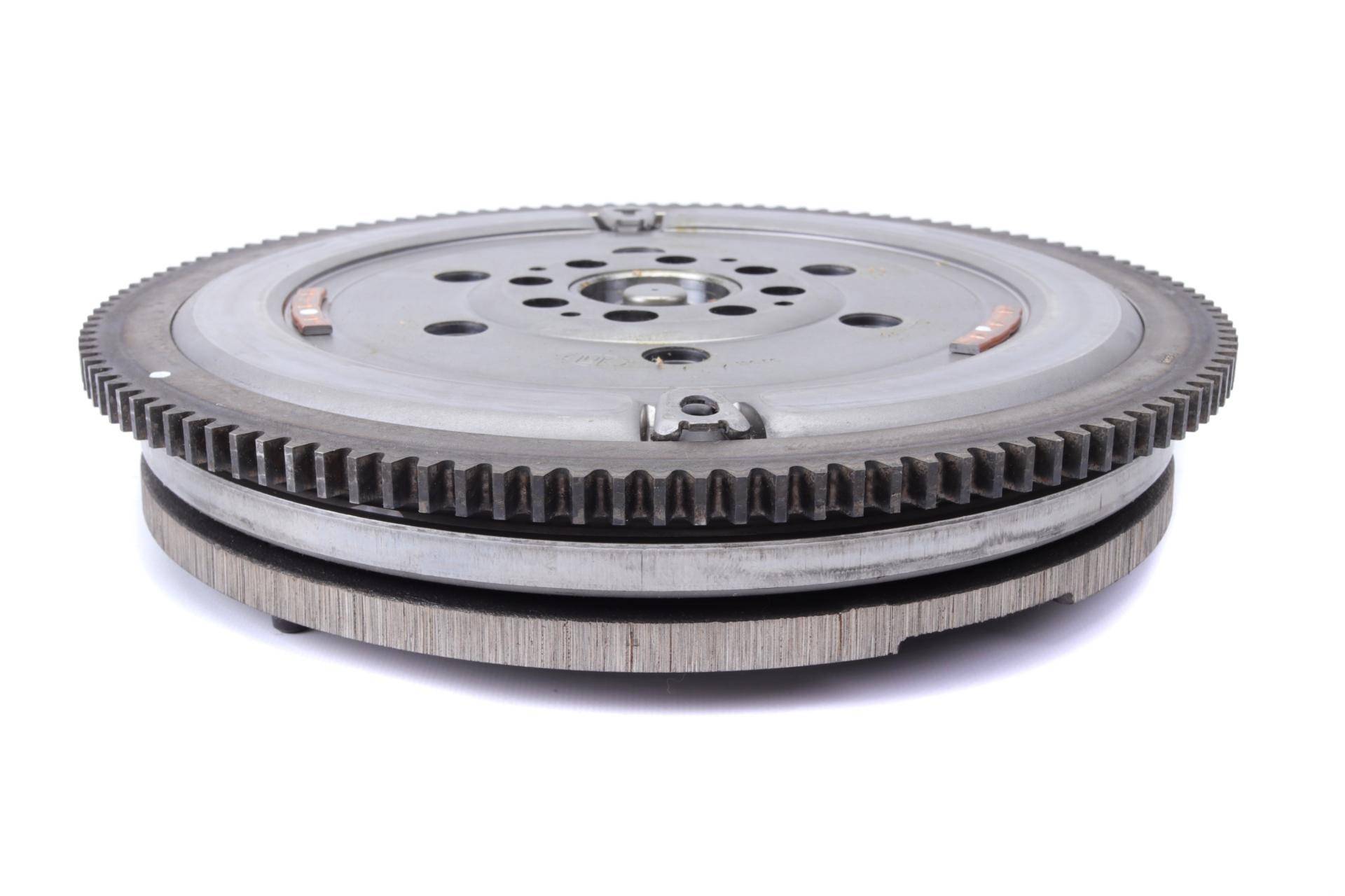 Демпфер зчеплення BMW (E60, E61) 525 d/xDrive, 12/01 - 12/10, M57
