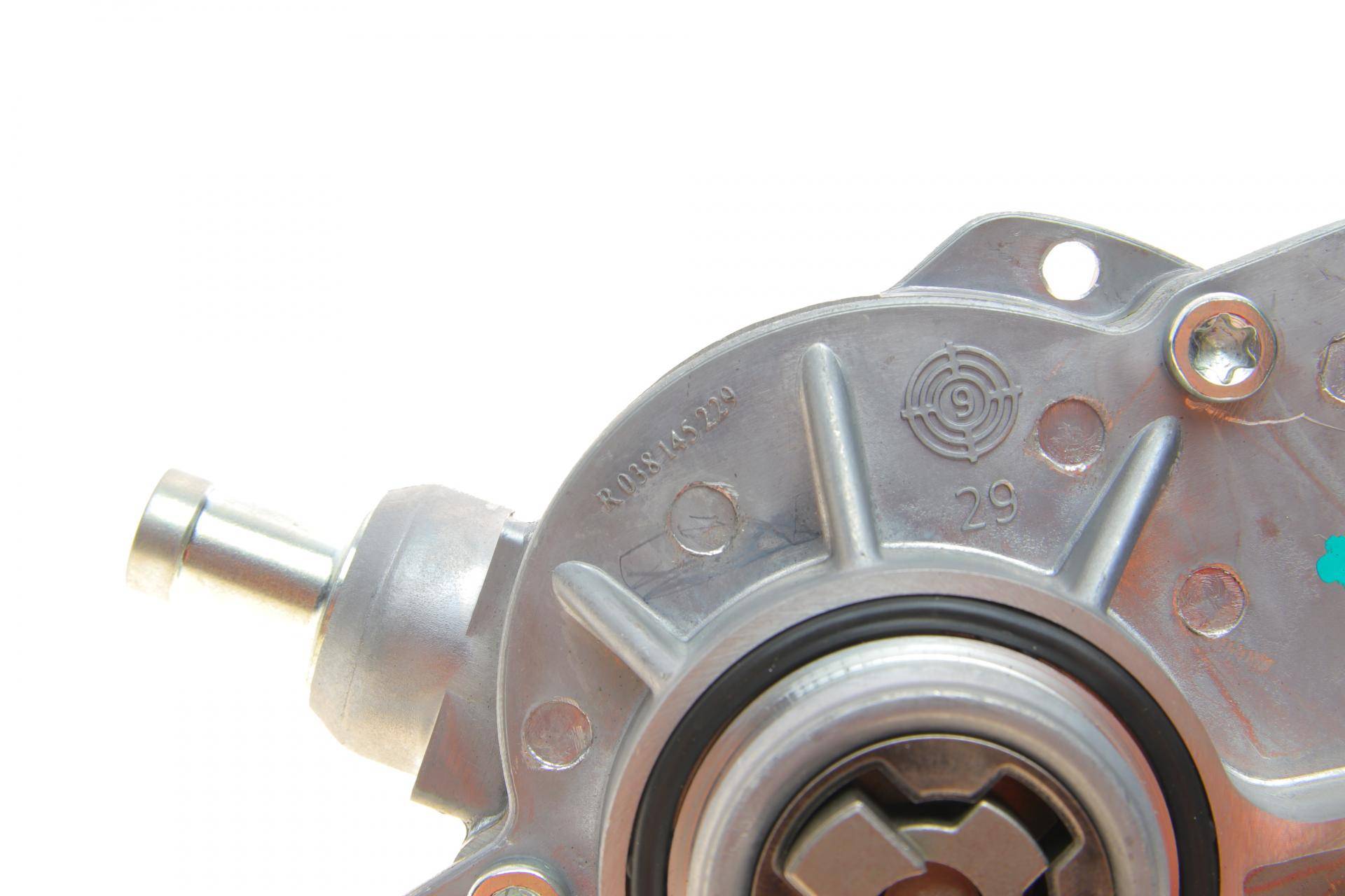 Насос вакуумний VW Golf 1.9SDI/TDI 97-05 (OE VAG)