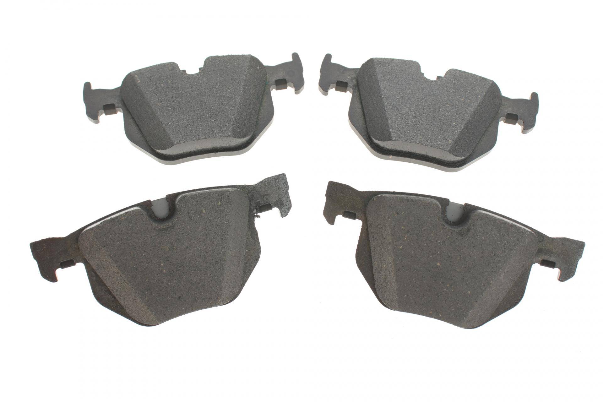 Колодки гальмівні (задні) BMW 5 (E60/E61) 02-10/6 (E63/E64) 04-07 (Ate)
