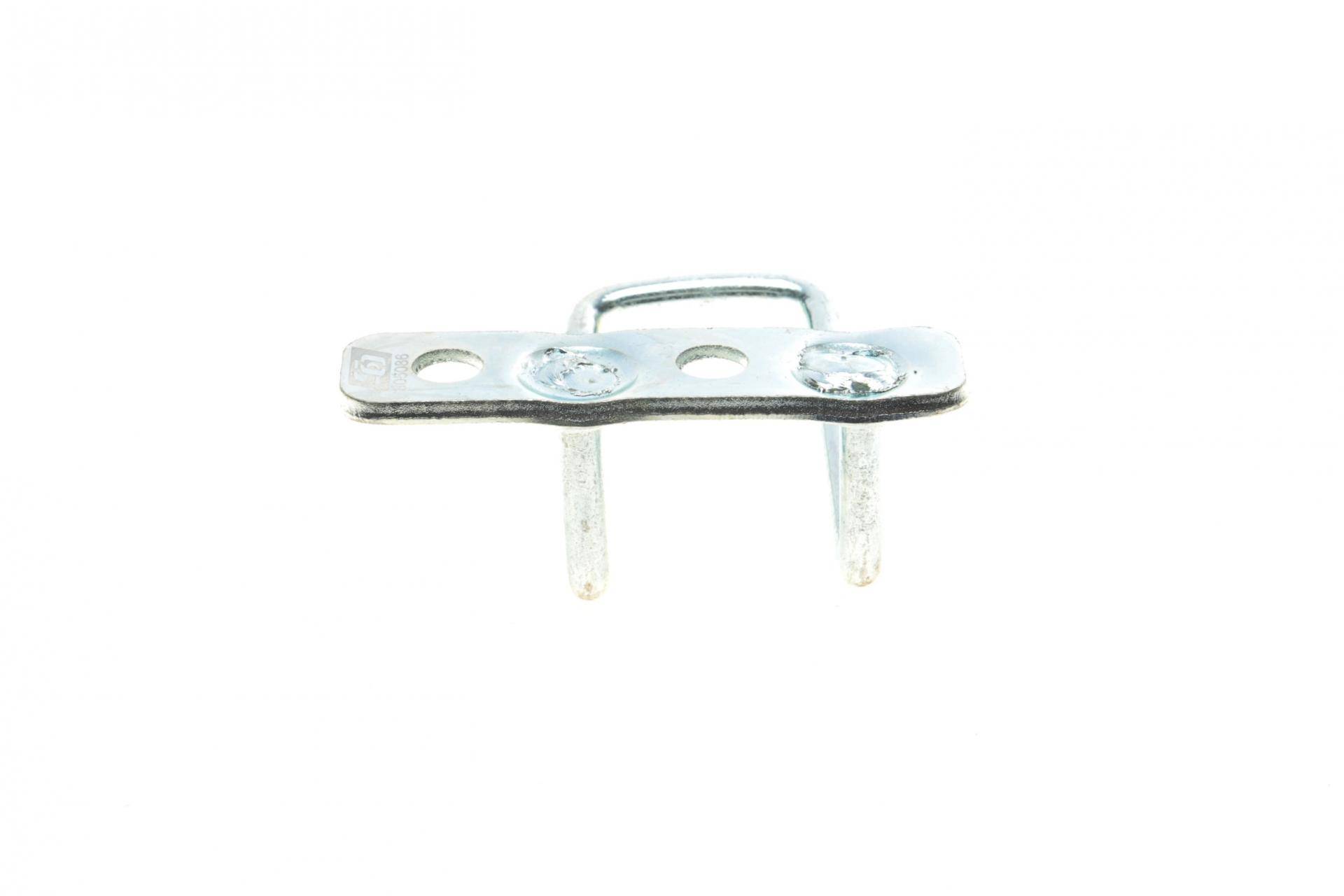 Скоба замка двери (задней) Ford Transit 01-06 (верх) (R)
