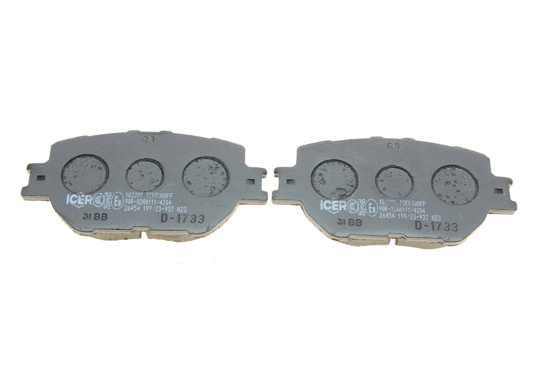 Колодки тормозные (передние) Toyota Crown XII/Mark X 03-/Lexus IS III 13-15