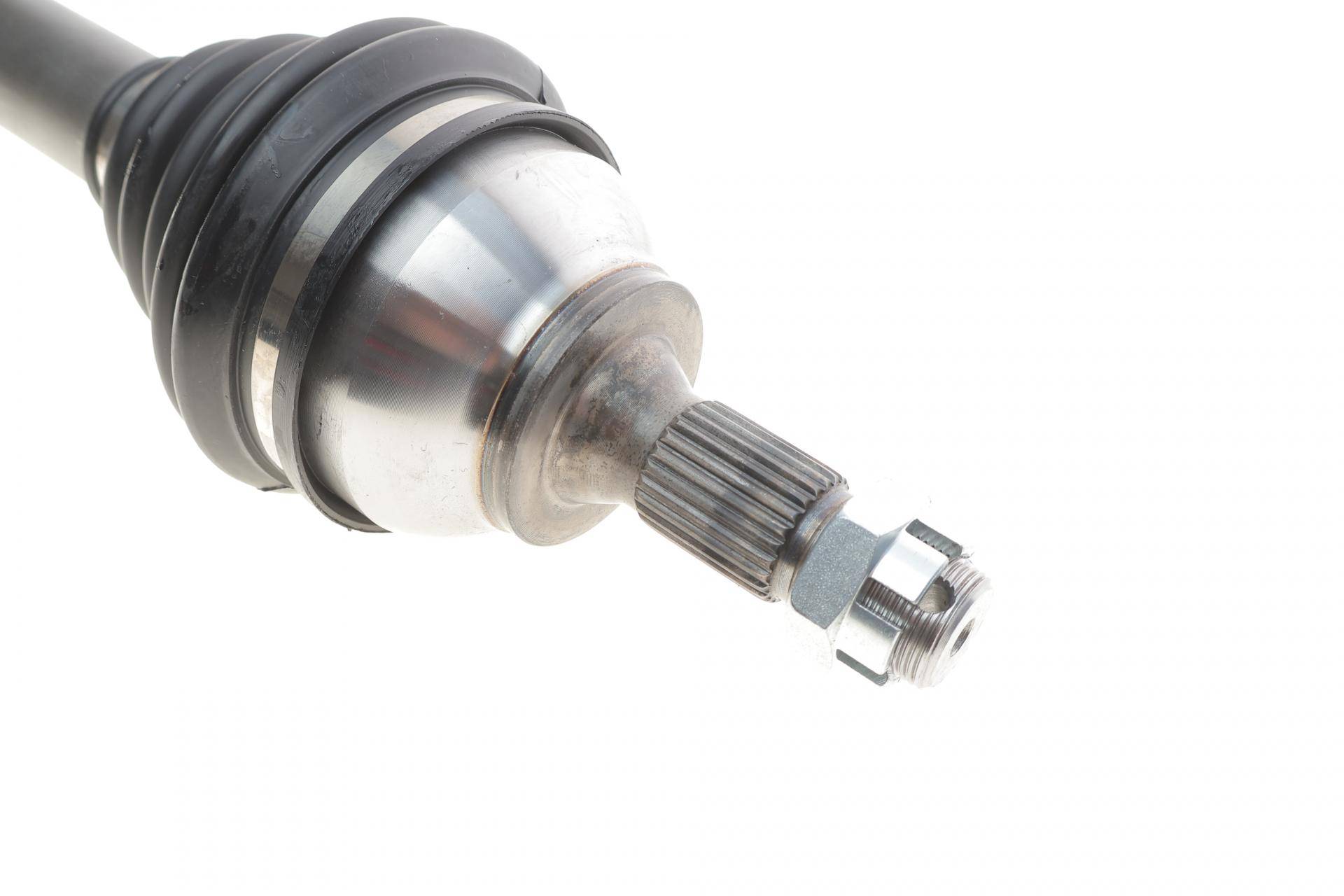 Піввісь (передня) Citroen C4/Peugeot 2008/208/3008/308 1.6 HDi 07- (R) (25x24x940)