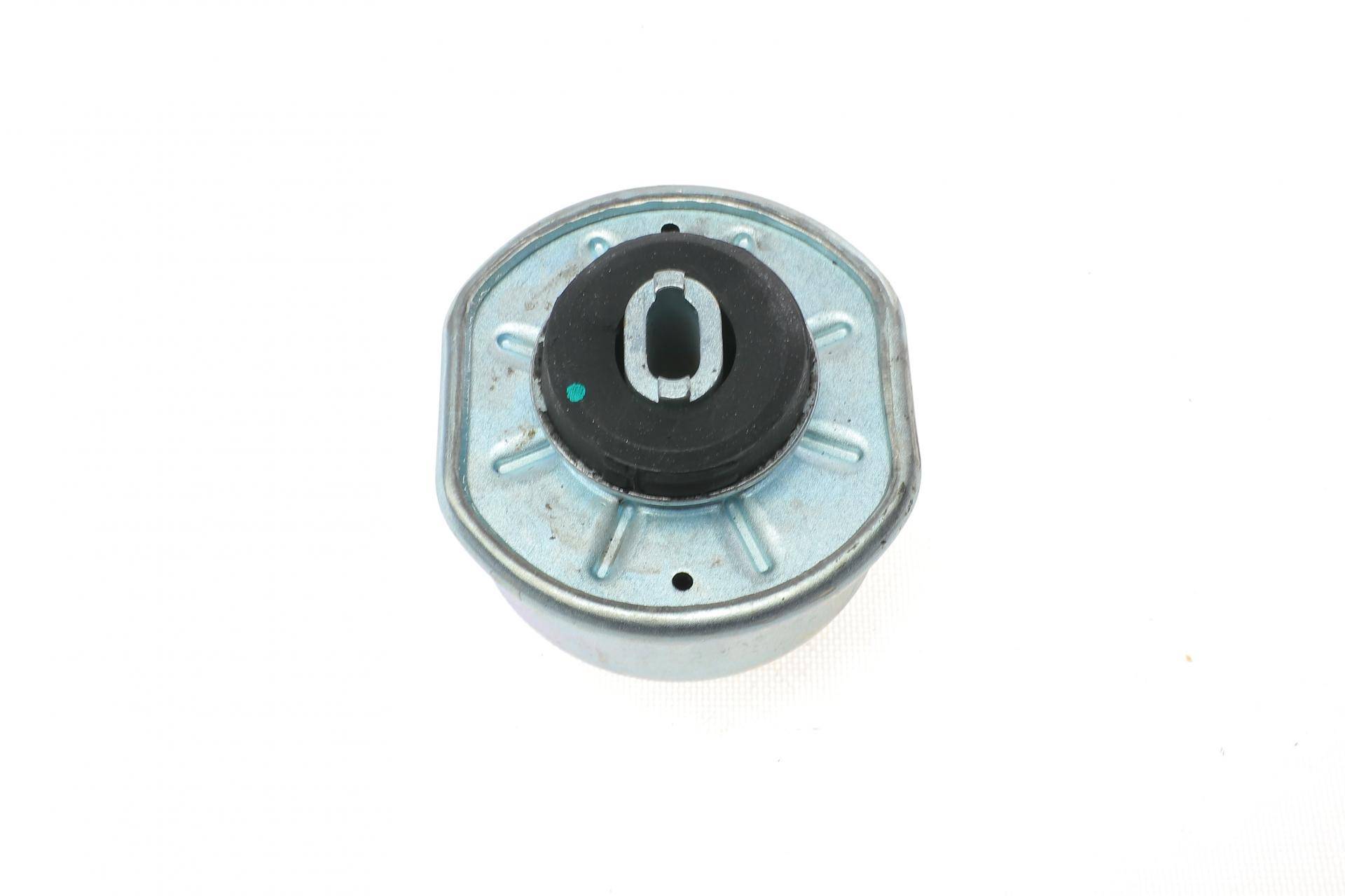 Подушка двигуна VW T4 1.8/1.9D/2.0 90-03