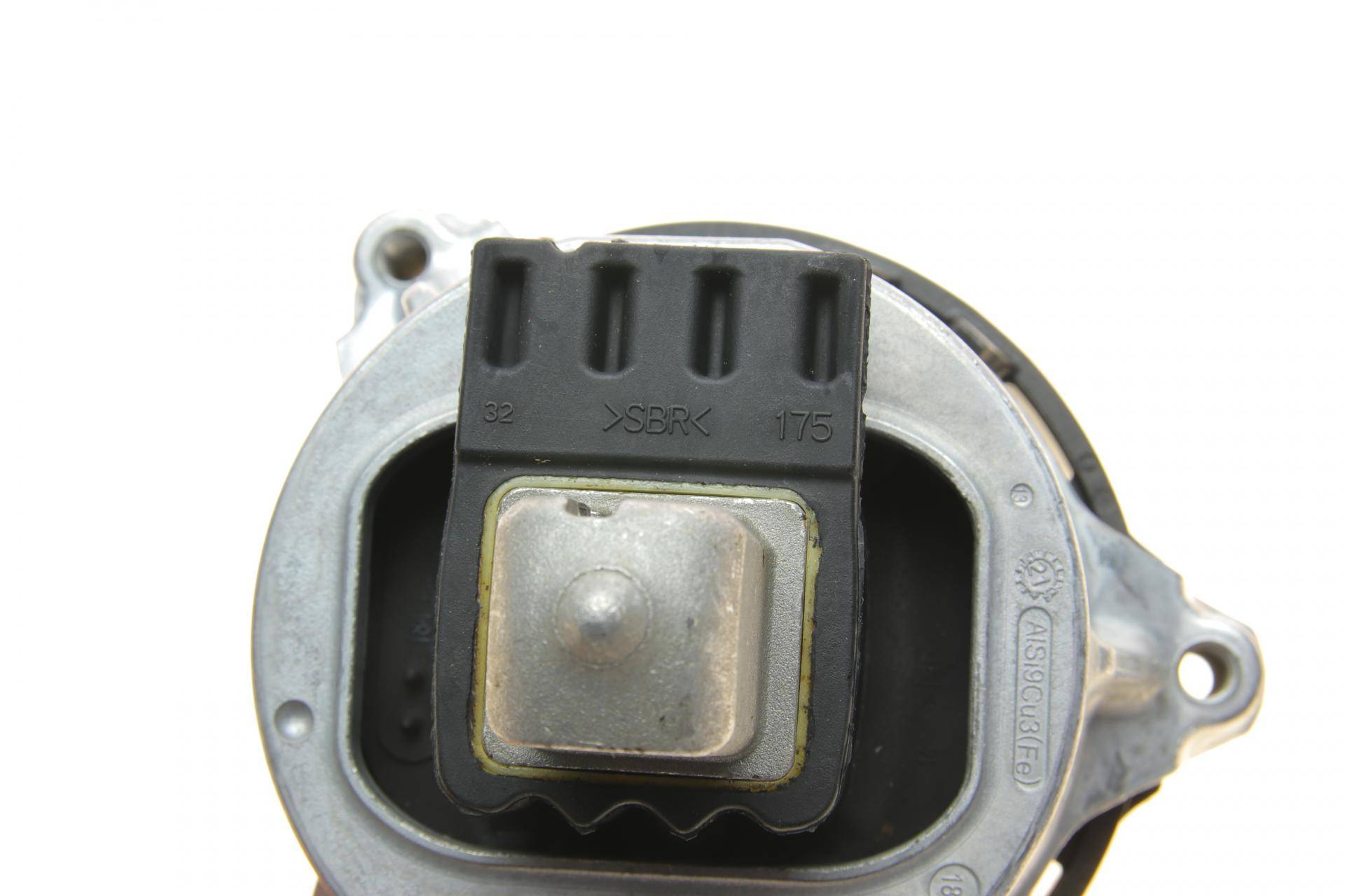 Подушка двигуна (L) BMW 5 (G30/F90) 16- B46/B48