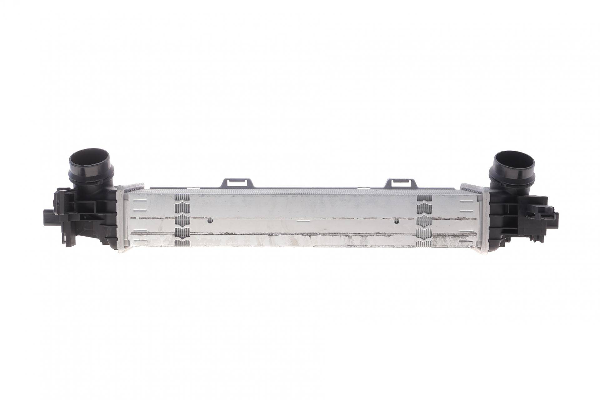Радіатор інтеркулера BMW X3 (G01/F97/G08)/X4 (G02/F98) 17- B47