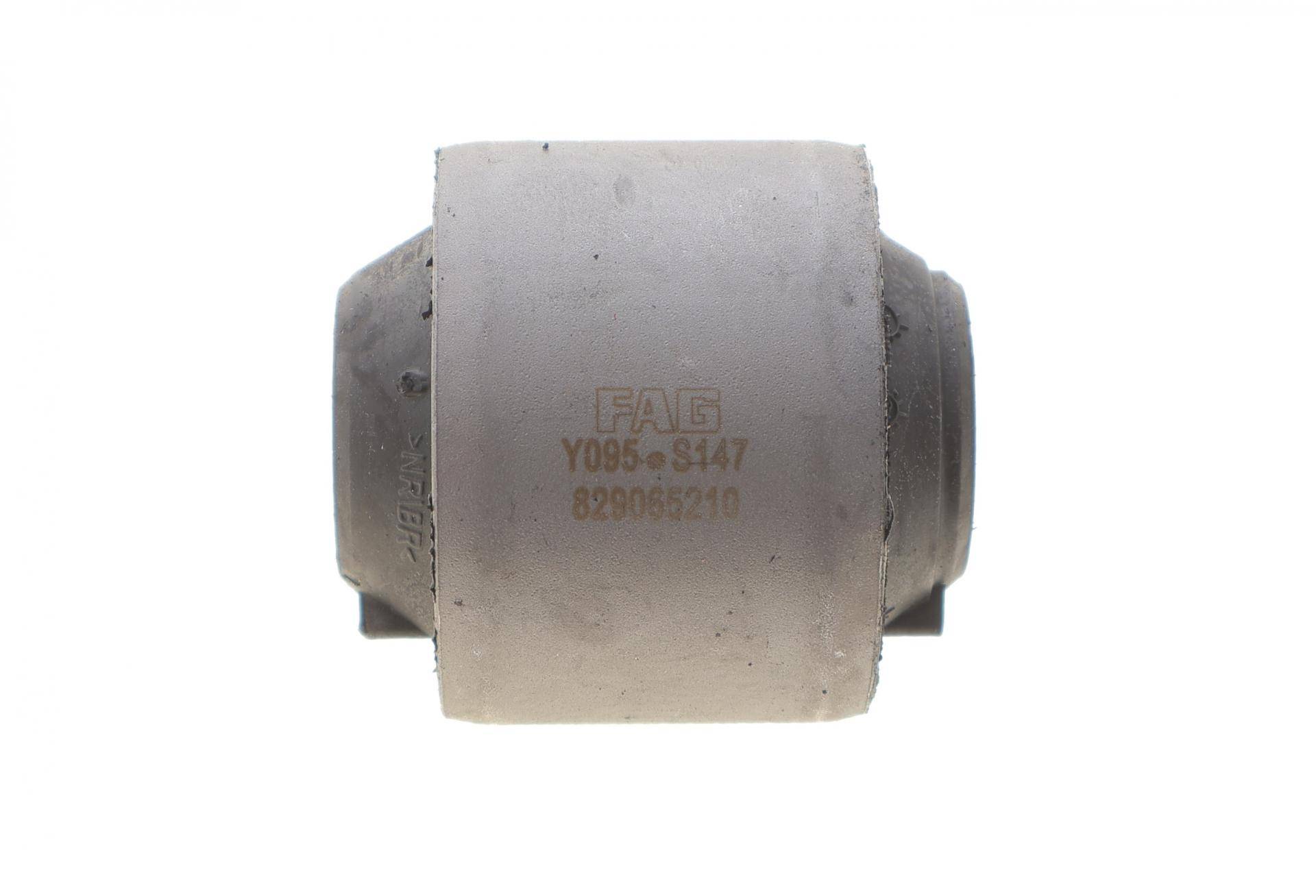 Сайлентблок важеля (переднього/ззаду) VW T5/T6/T7 03- (фургон 3.2Т.)