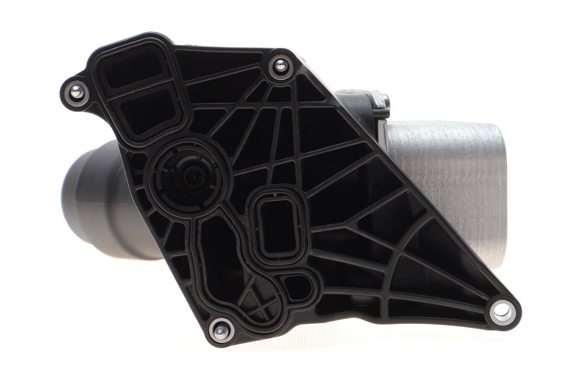 Корпус фільтра масляного (з радіатором) BMW 3 (F30/F80)/5 (F10/G30/F90) 2.0D 12- B32/B37/B38/B42/B47