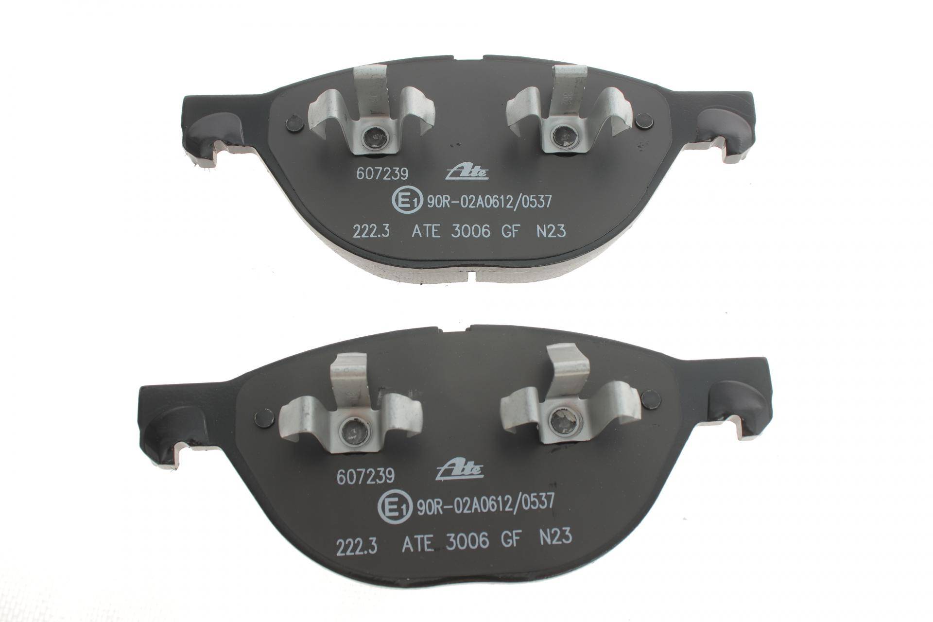 Колодки гальмівні (передні) BMW X5 (E70/F15/F85) 06-/X6 (E71/E72/F16/F86) 08-