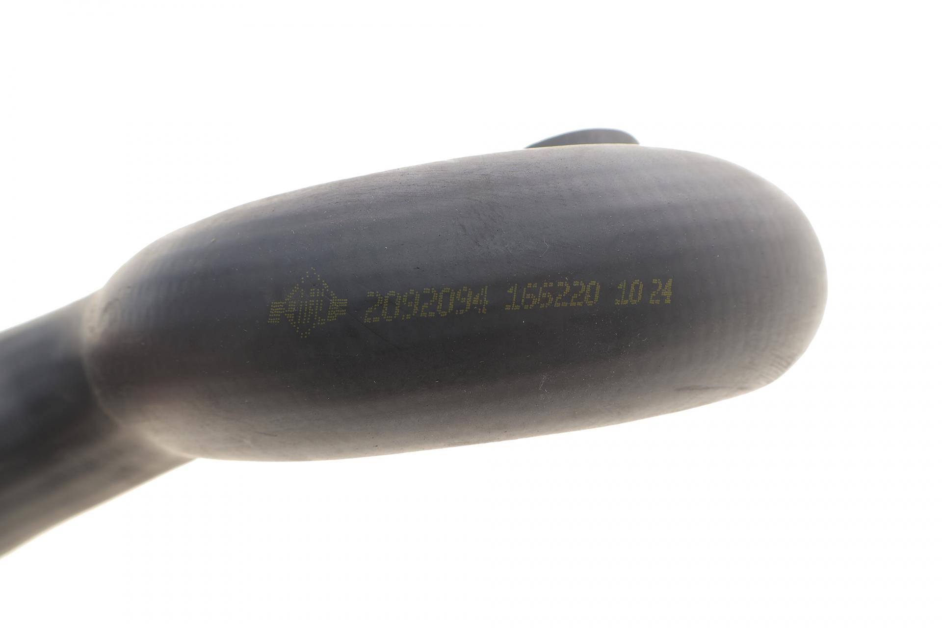 Патрубок інтеркулера Citroen C4/Peugeot 307/308 2.0 HDi 00-14