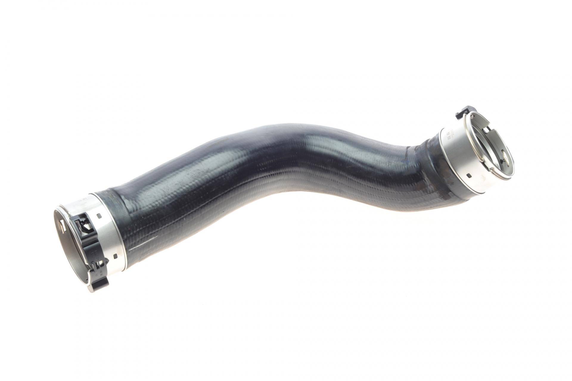Патрубок інтеркулера (L) BMW 5 (F10/F11/F07) 2.0d 10-17 (N47)
