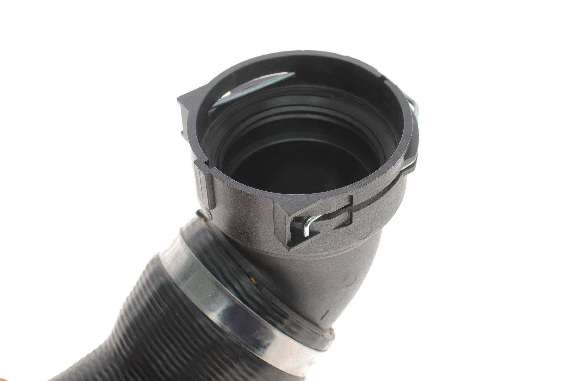 Патрубок інтеркулера BMW 5 (E60/E61) 3.0D 04-07 M57