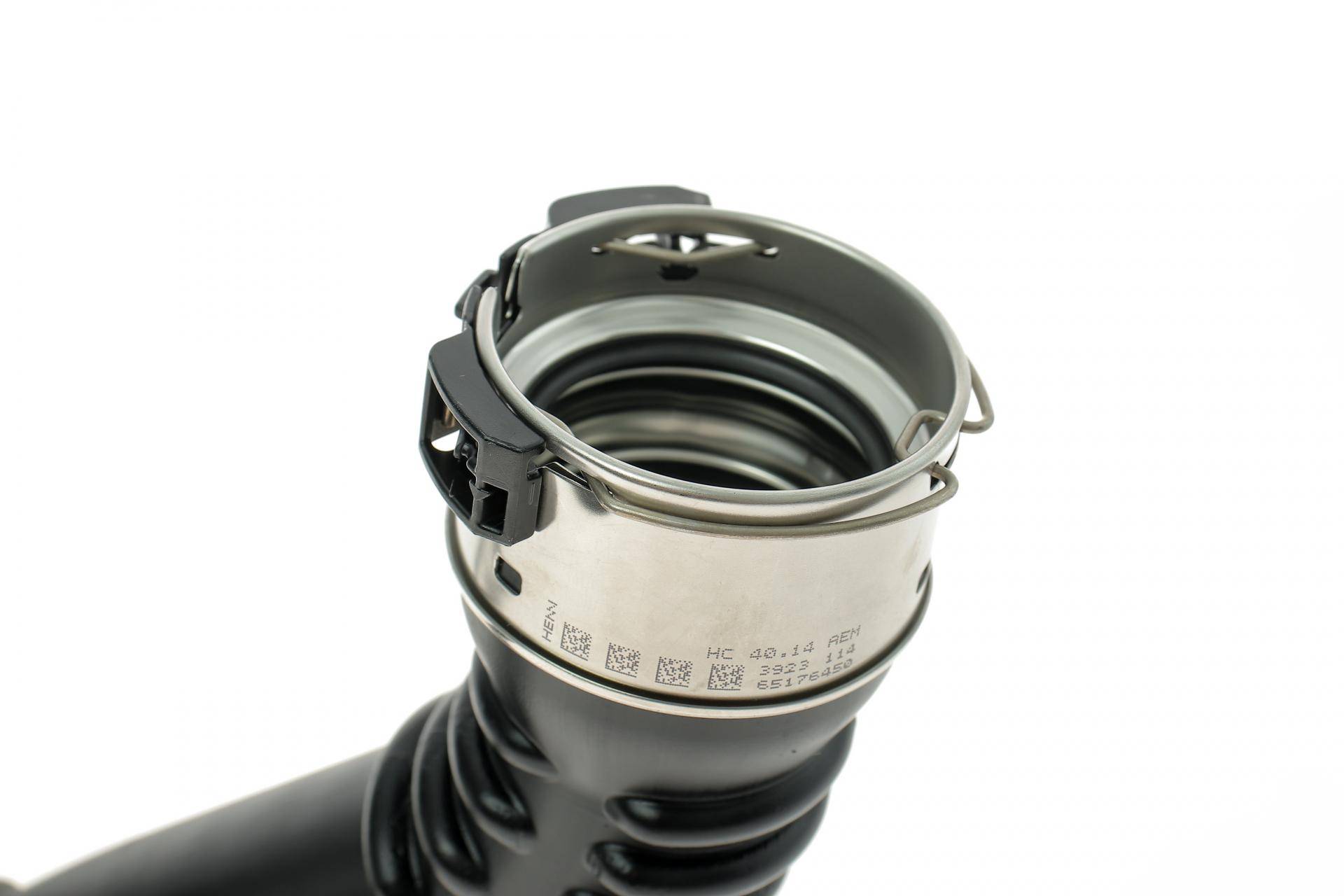 Патрубок інтеркулера Renault Megane IV/Scenic IV/Nissan Qashqai 1.5 dCi 15-